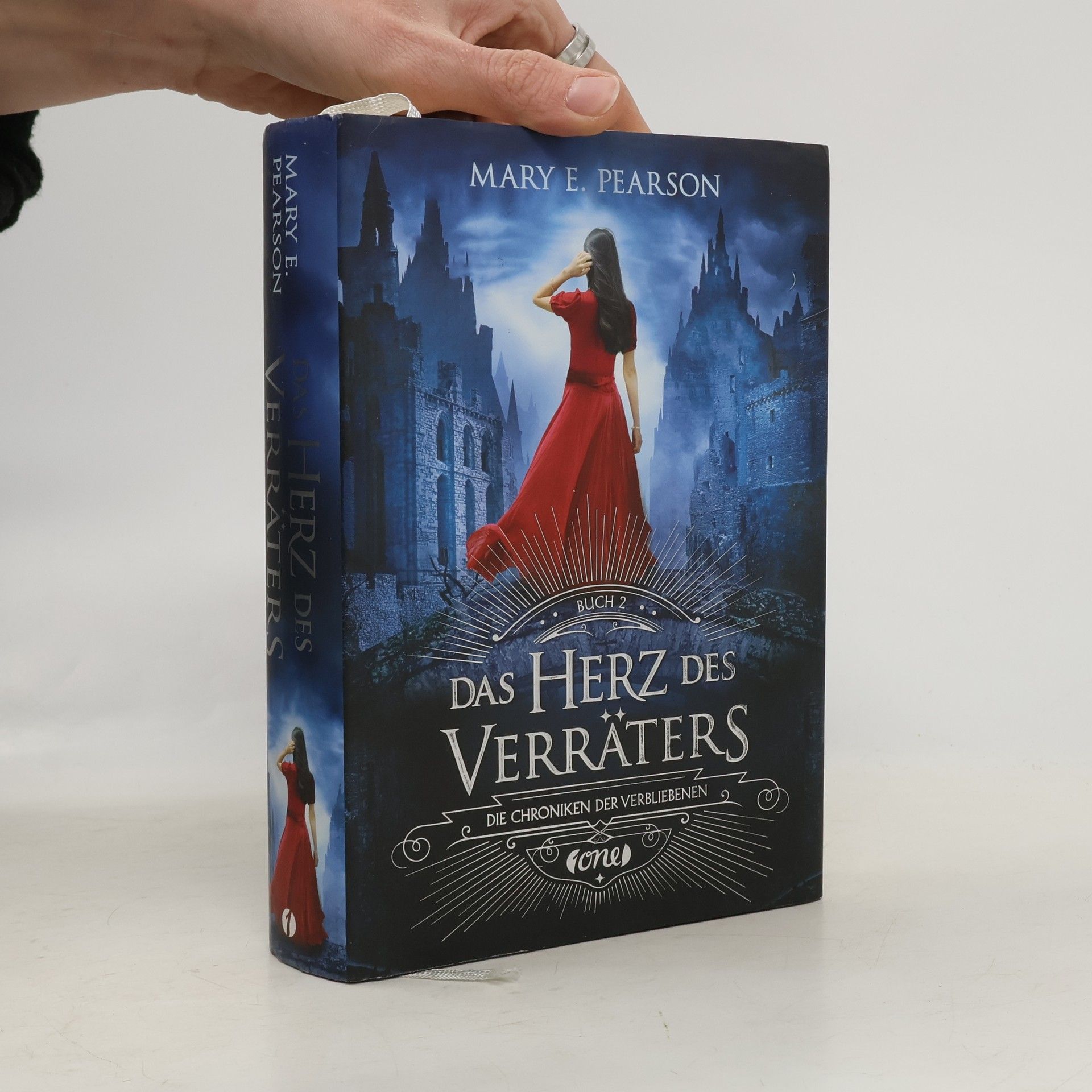 Mary E. Pearson Das Herz des Verräters