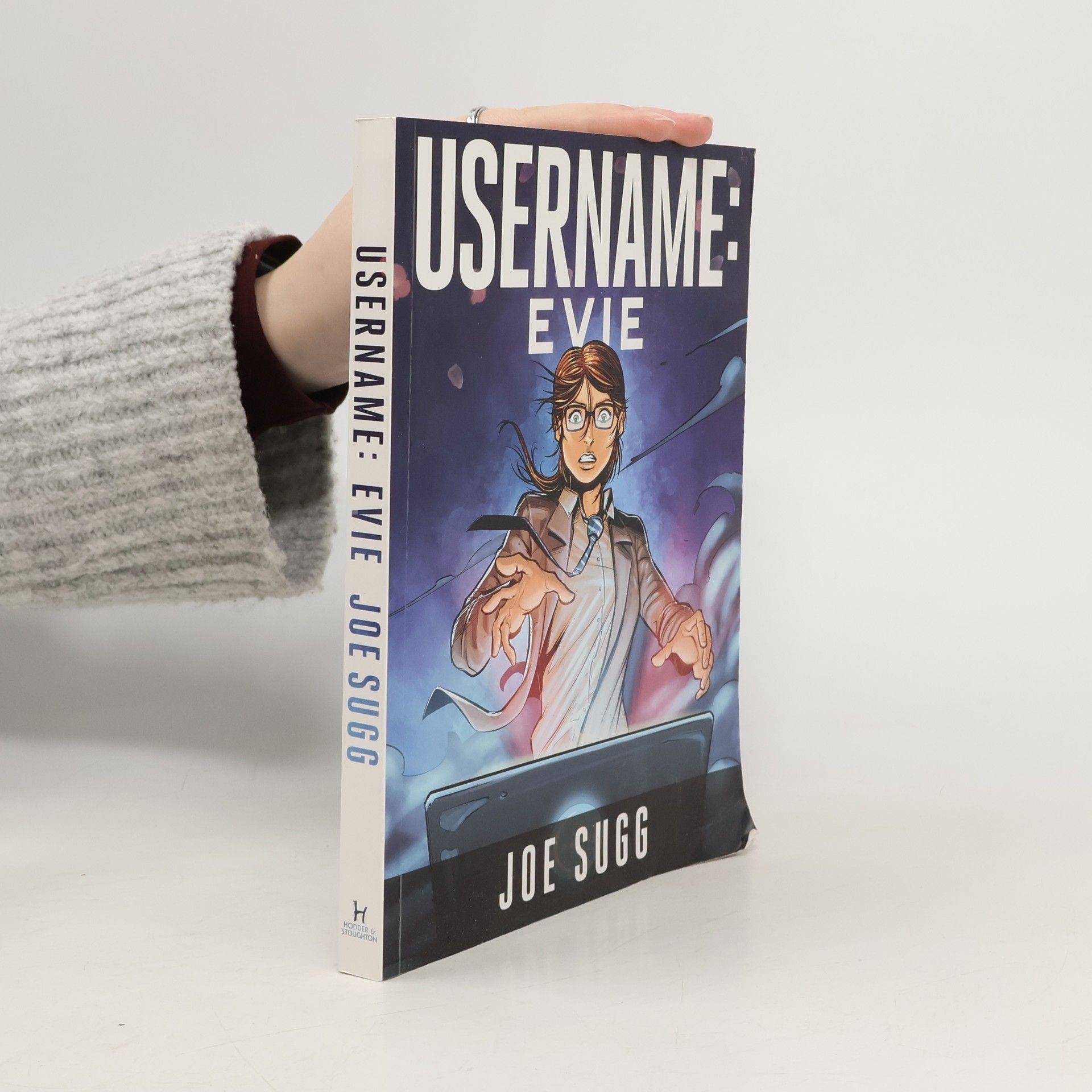 Joe Sugg Username: Evie