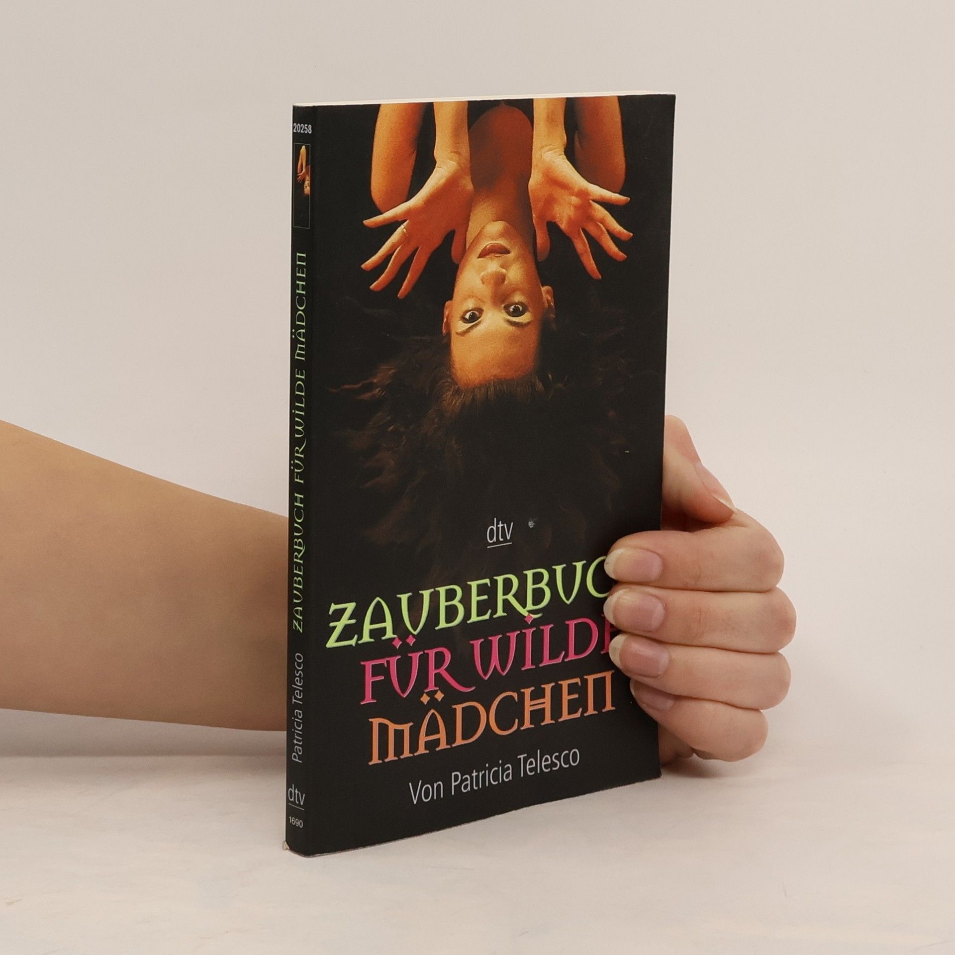Patrícia Telesco Zauberbuch für Wilde Mädchen