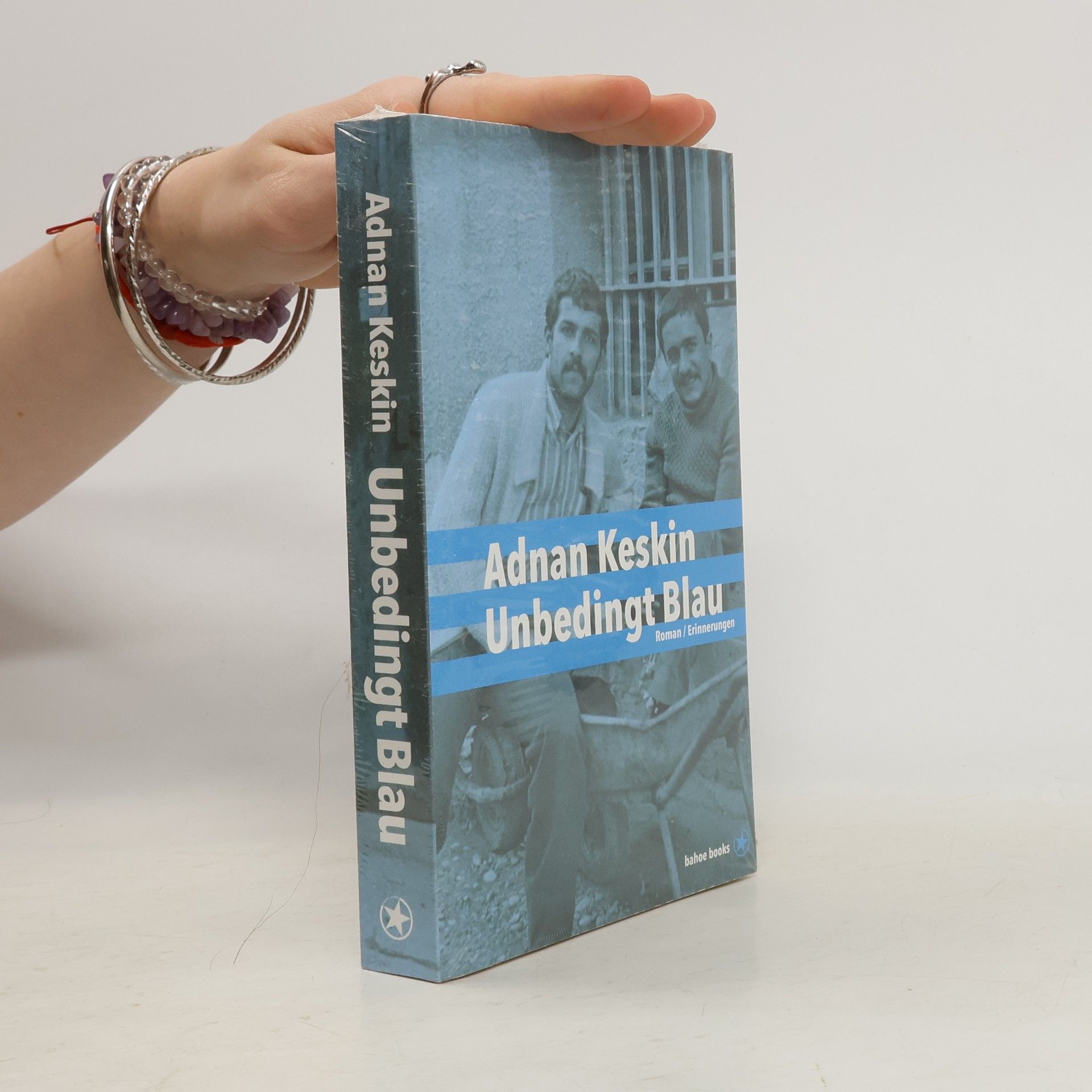 Adnan Keskin Unbedingt Blau