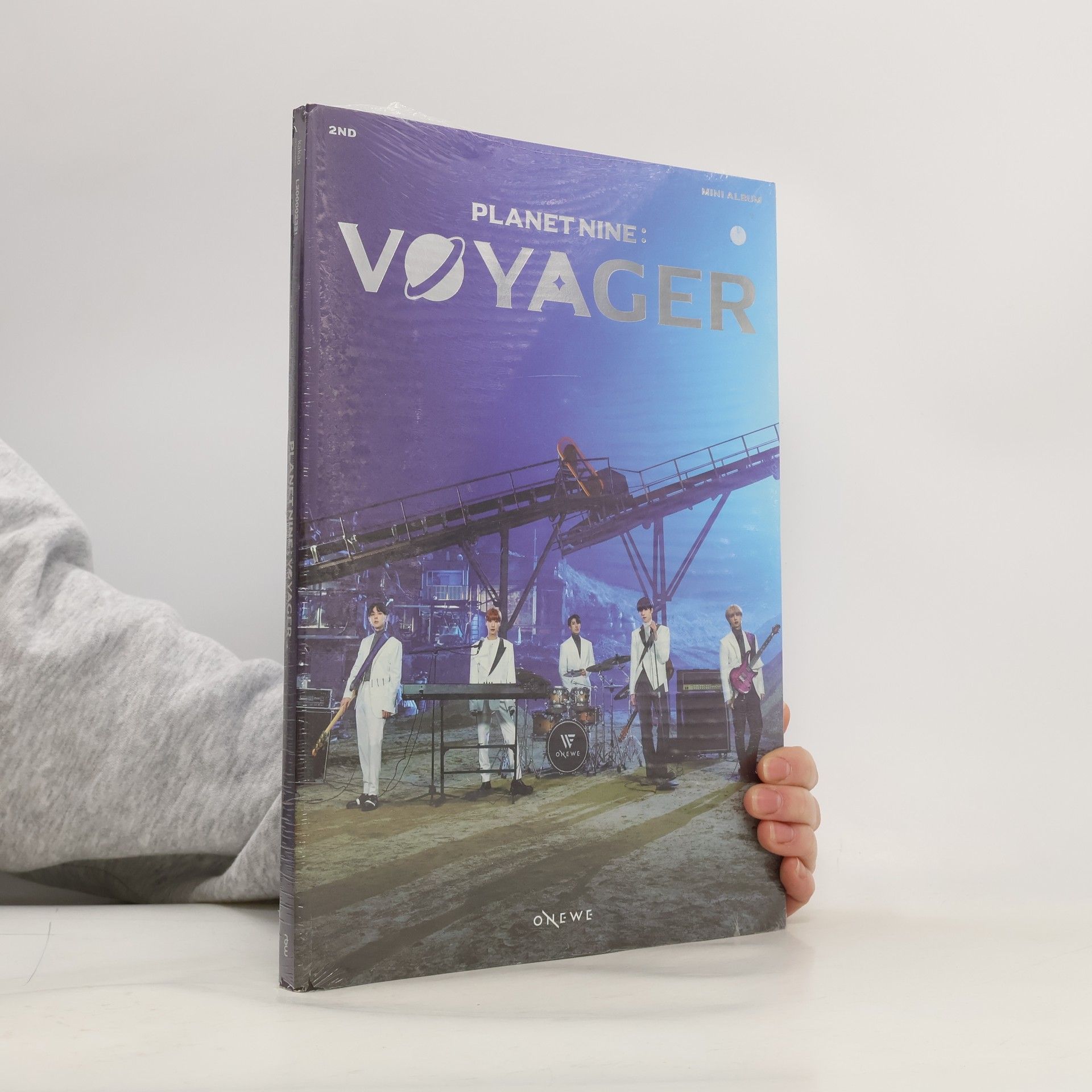 AA.VV. Planet Nine: Voyager