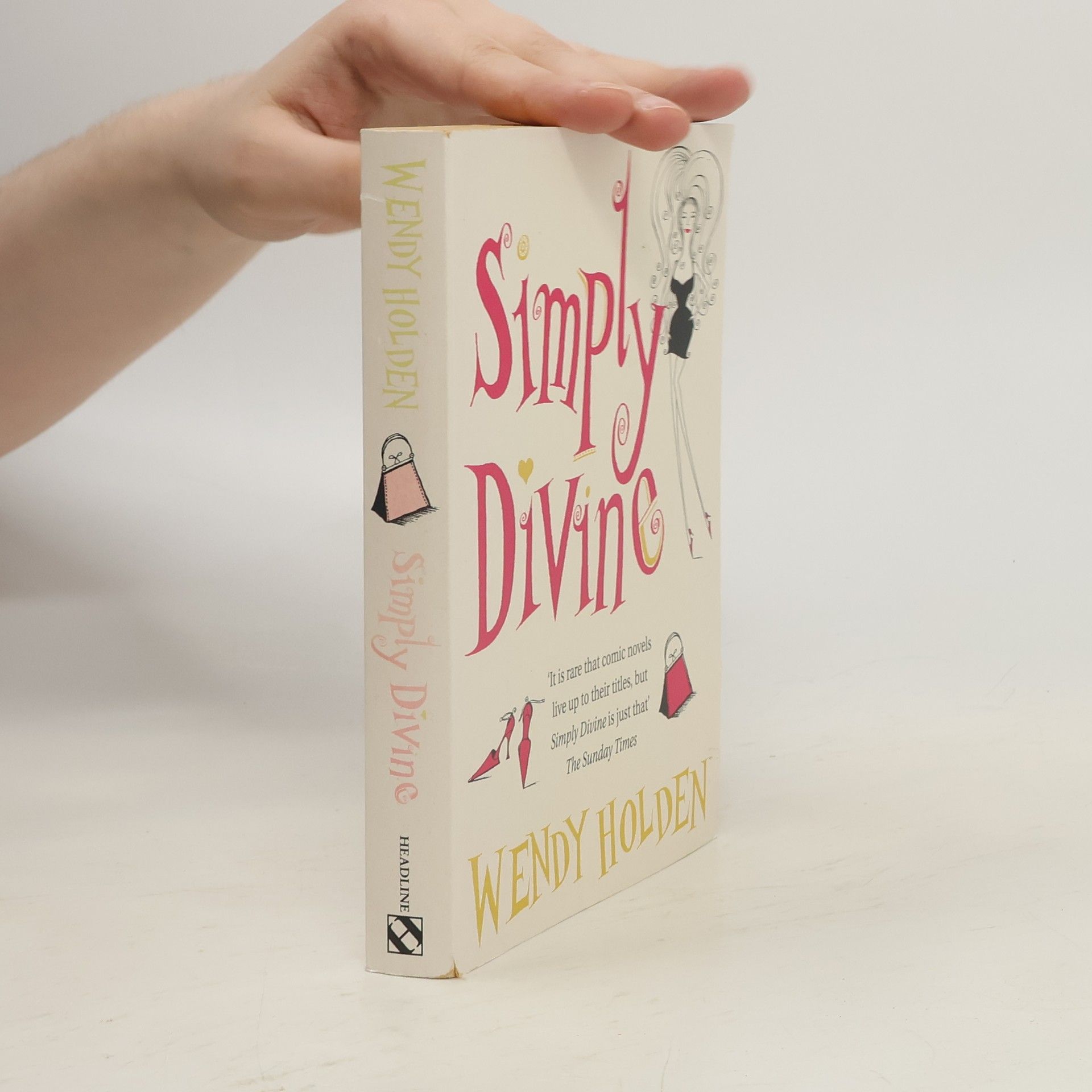 Holden Wendy Simply divine