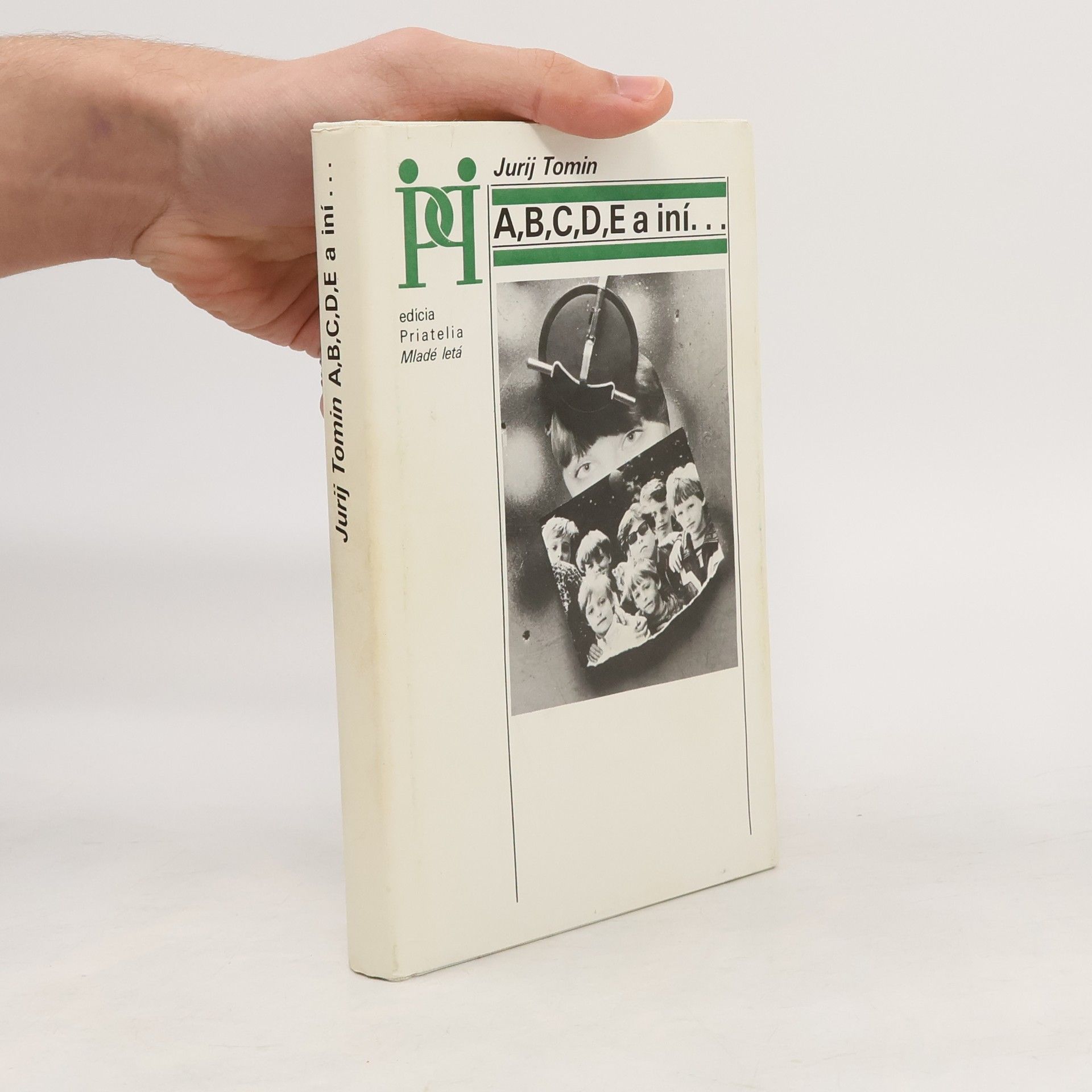 A, B, C, D, E a iní...