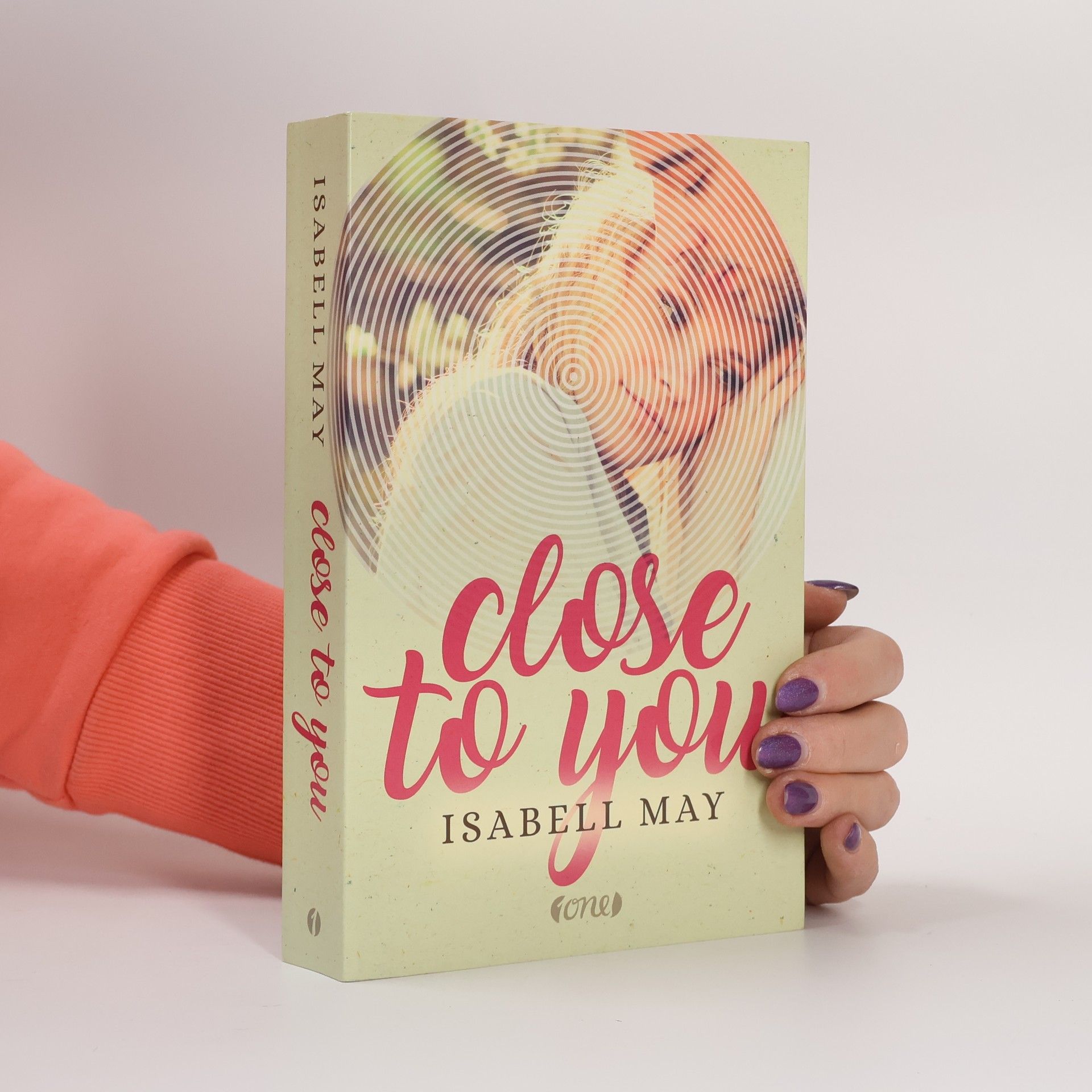 Isabell May Close to you