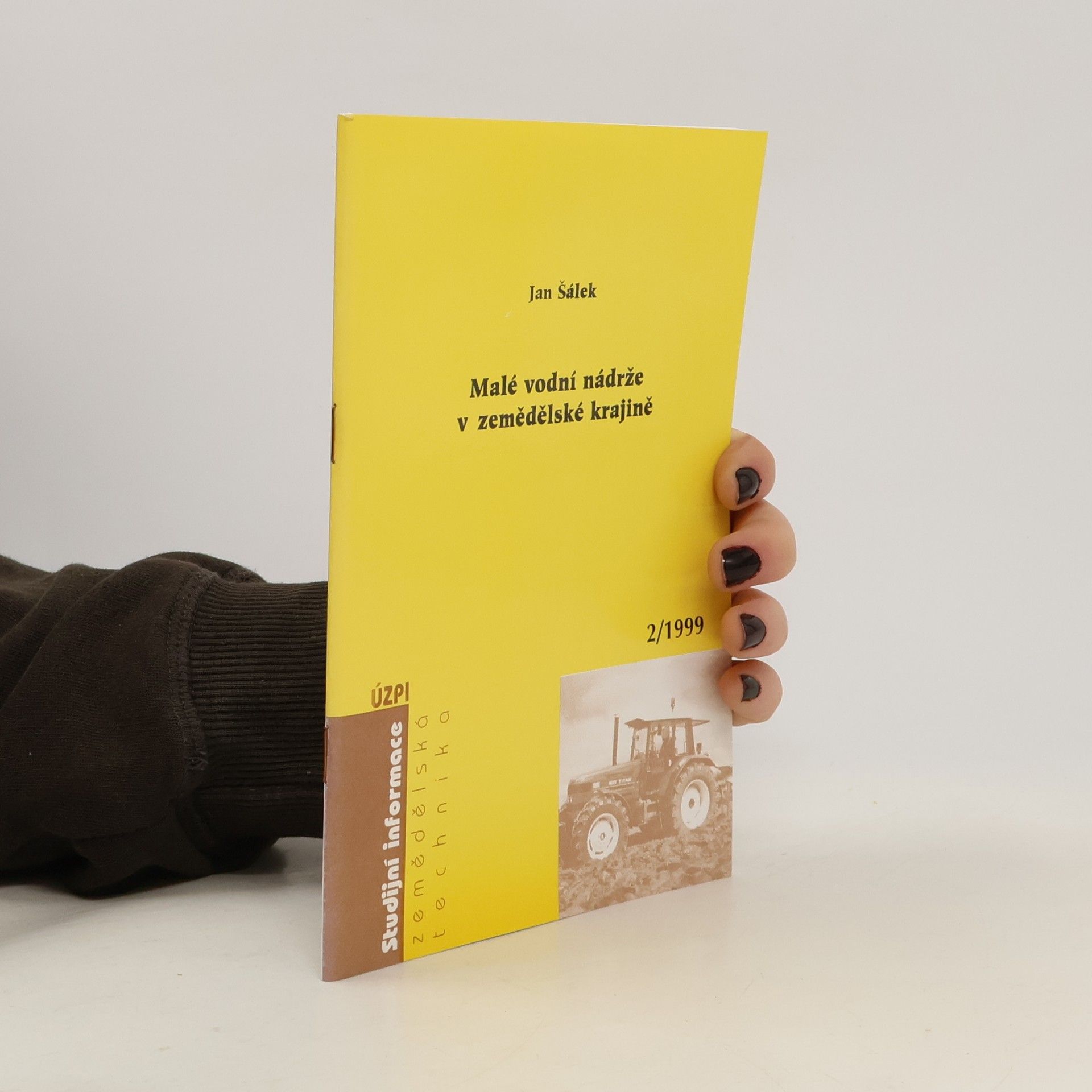 Malé vodní nádrže v zemédělské krajině