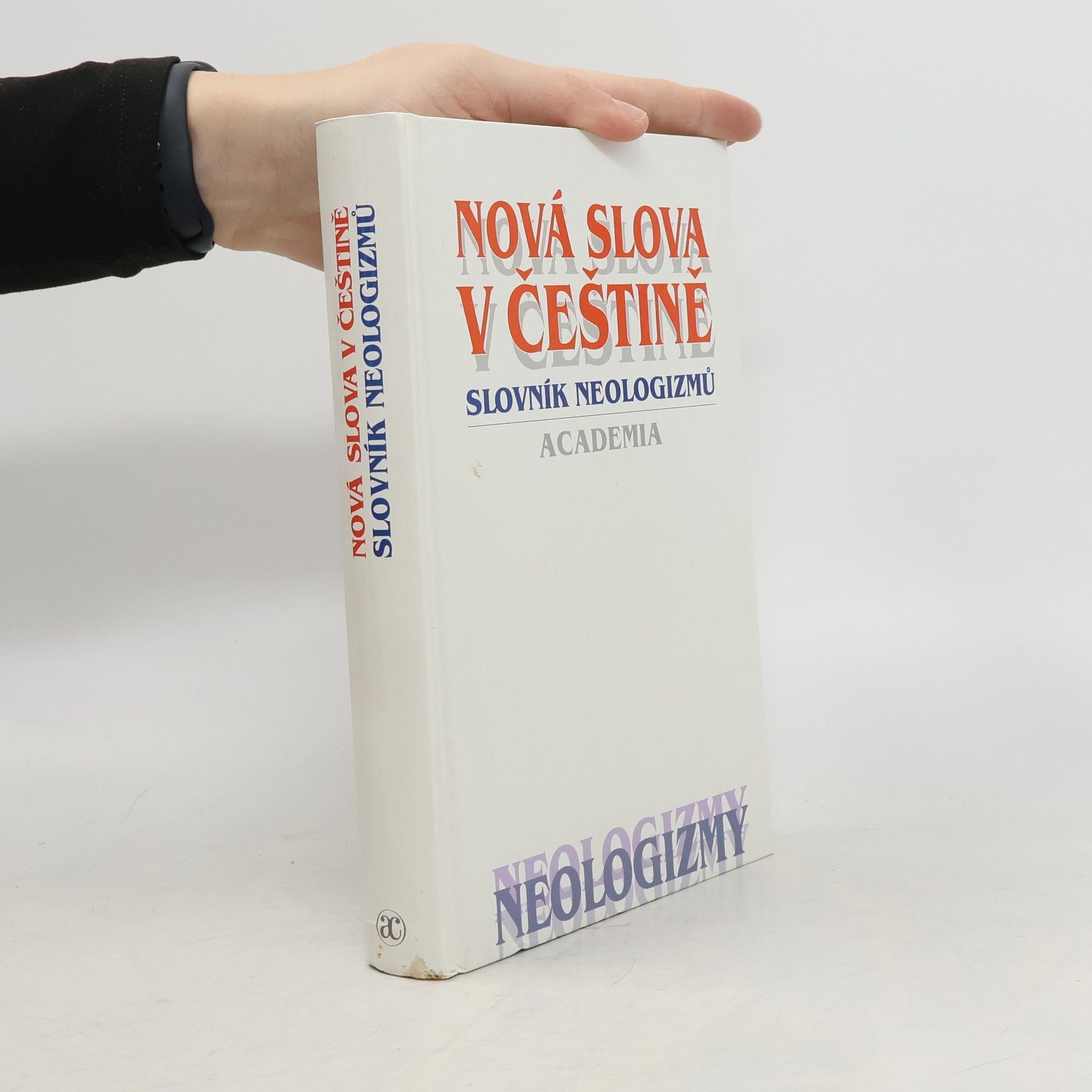 Martincová Olga Nová slova v češtině. Slovník neologizmů