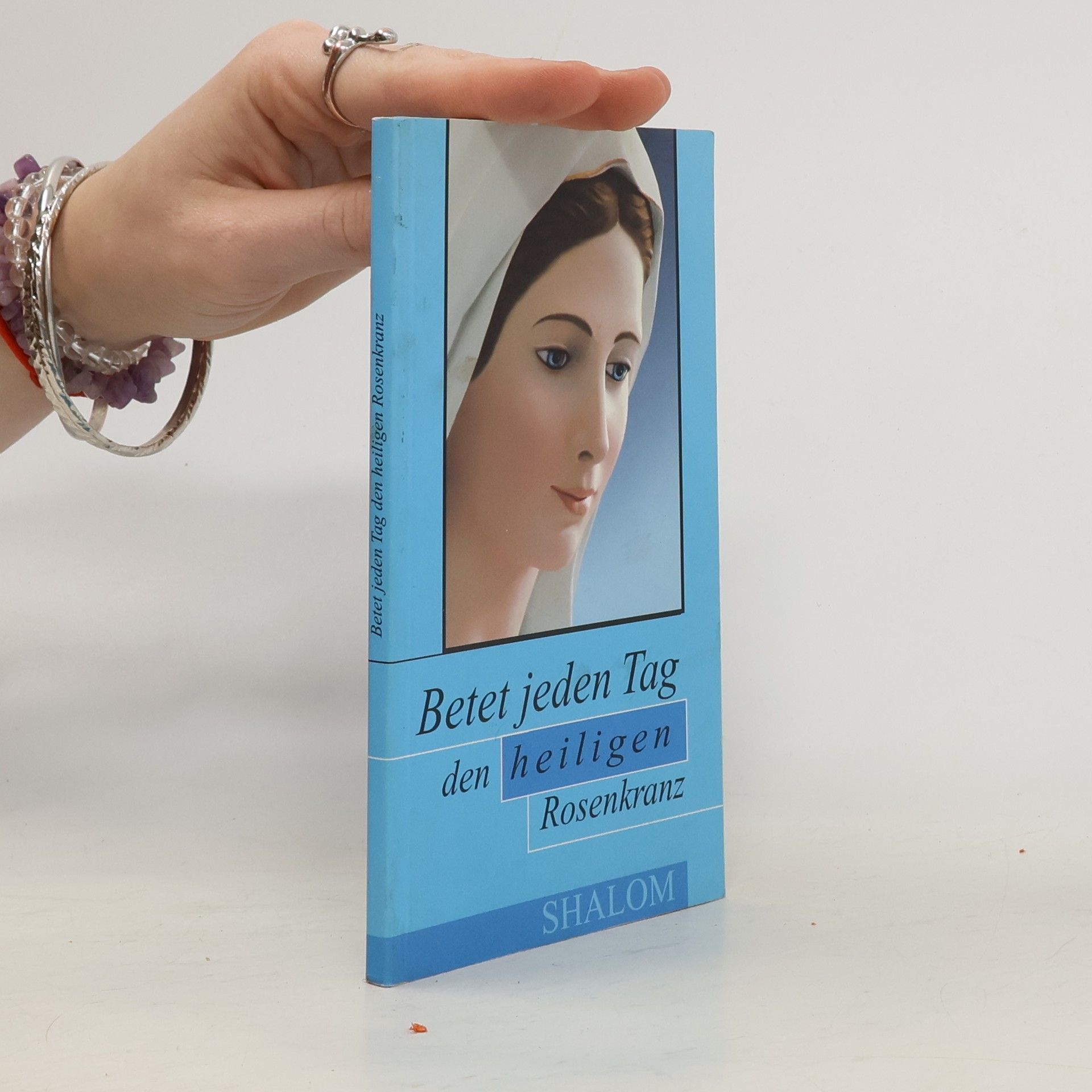 Slavko Barbarić Betet den Heiligen Rosenkranz jeden Tag und betet ihn zusammen