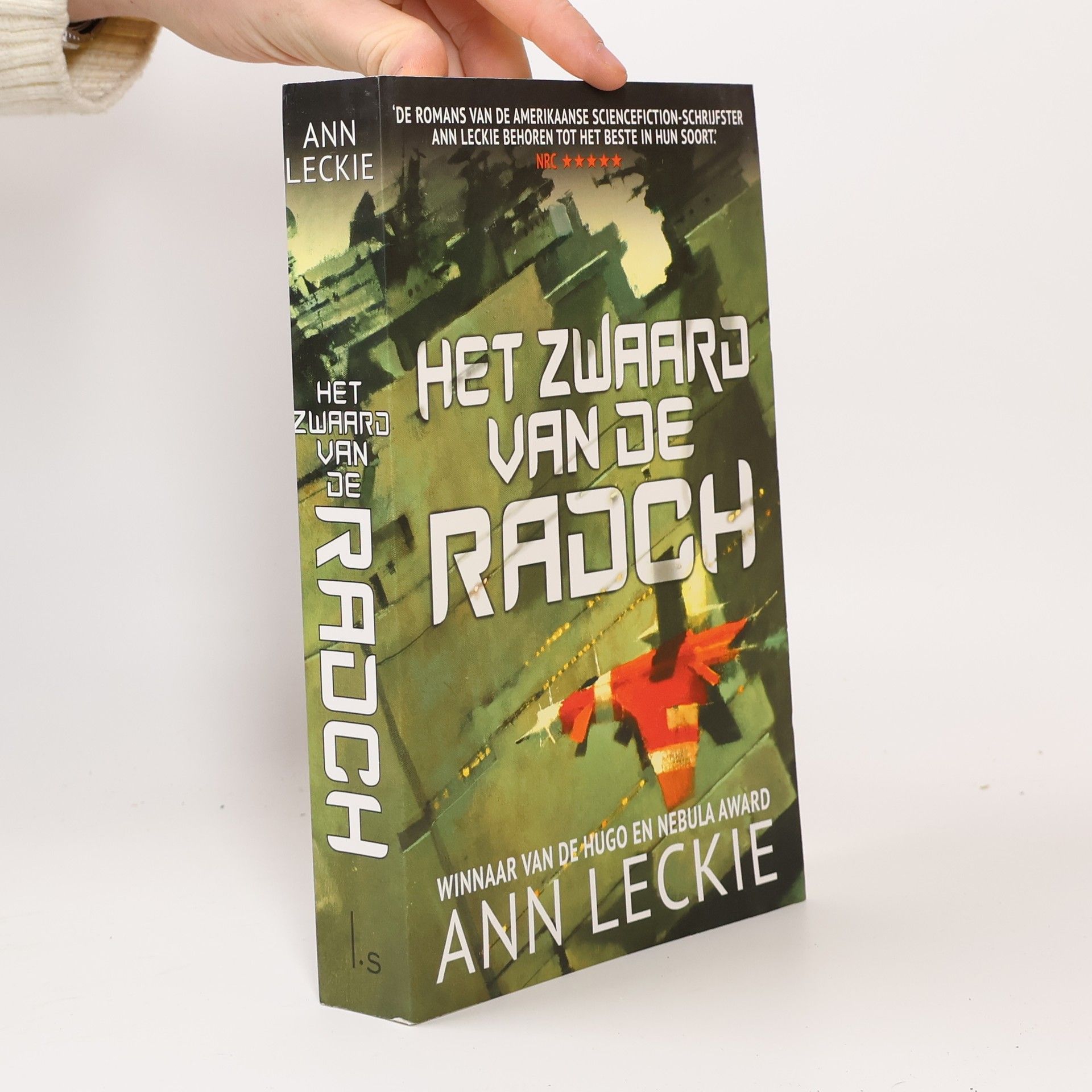 Ann Leckie The Imperial Radch - 2: Het Zwaard van de Radch