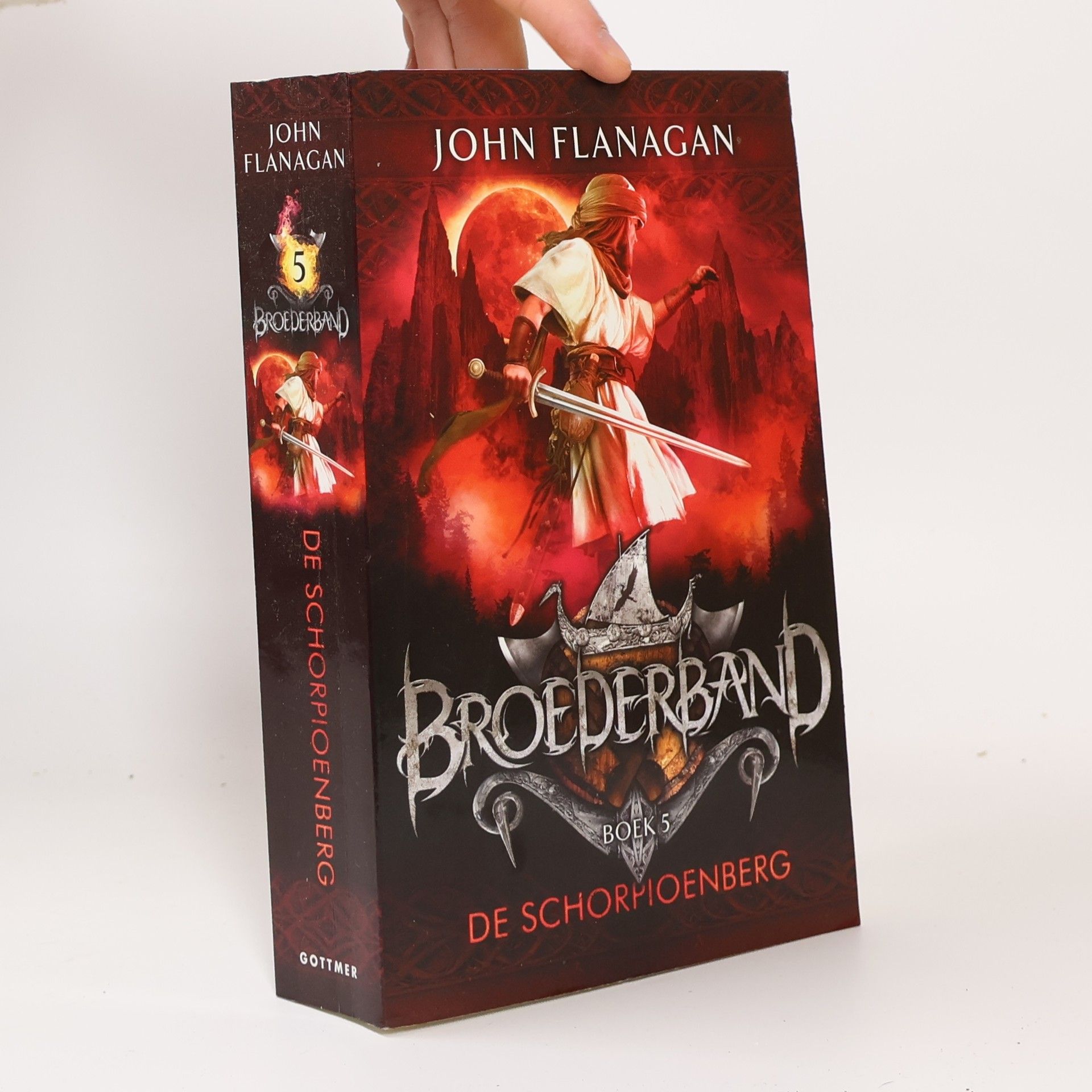 John Flanagan Broederband - 5: De Schorpioenberg