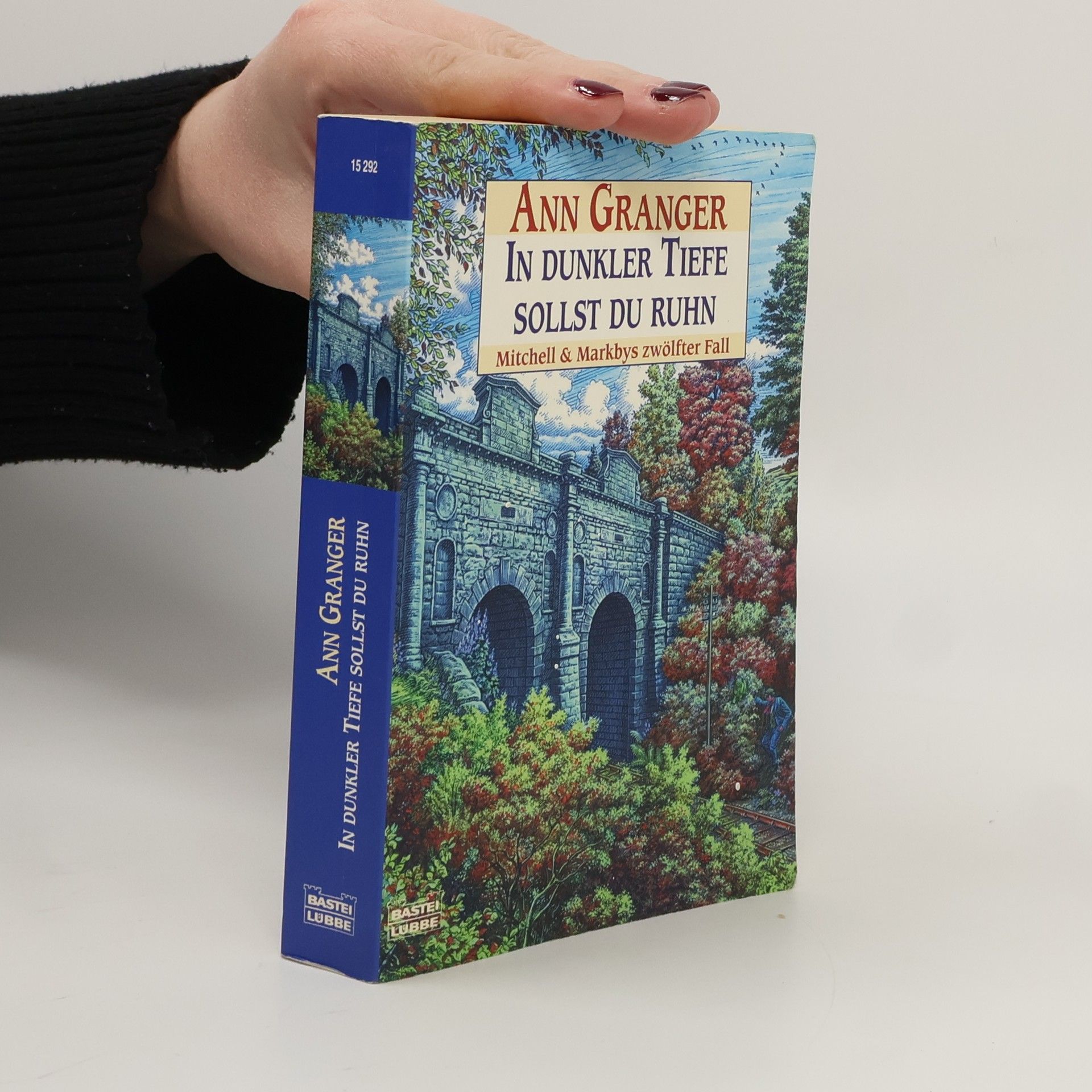 In dunkler Tiefe sollst du ruhn