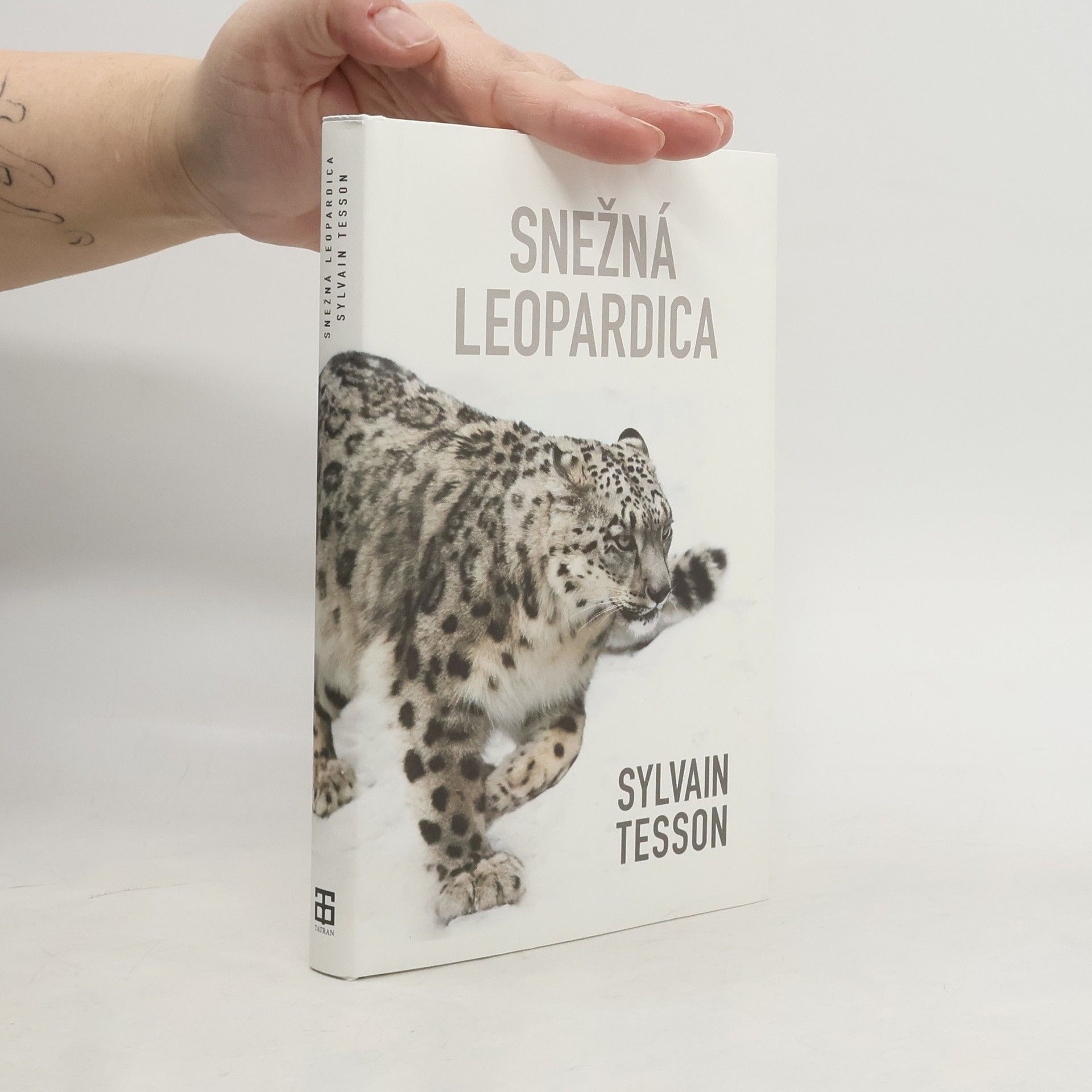 Sylvain Tesson Snežná leopardica
