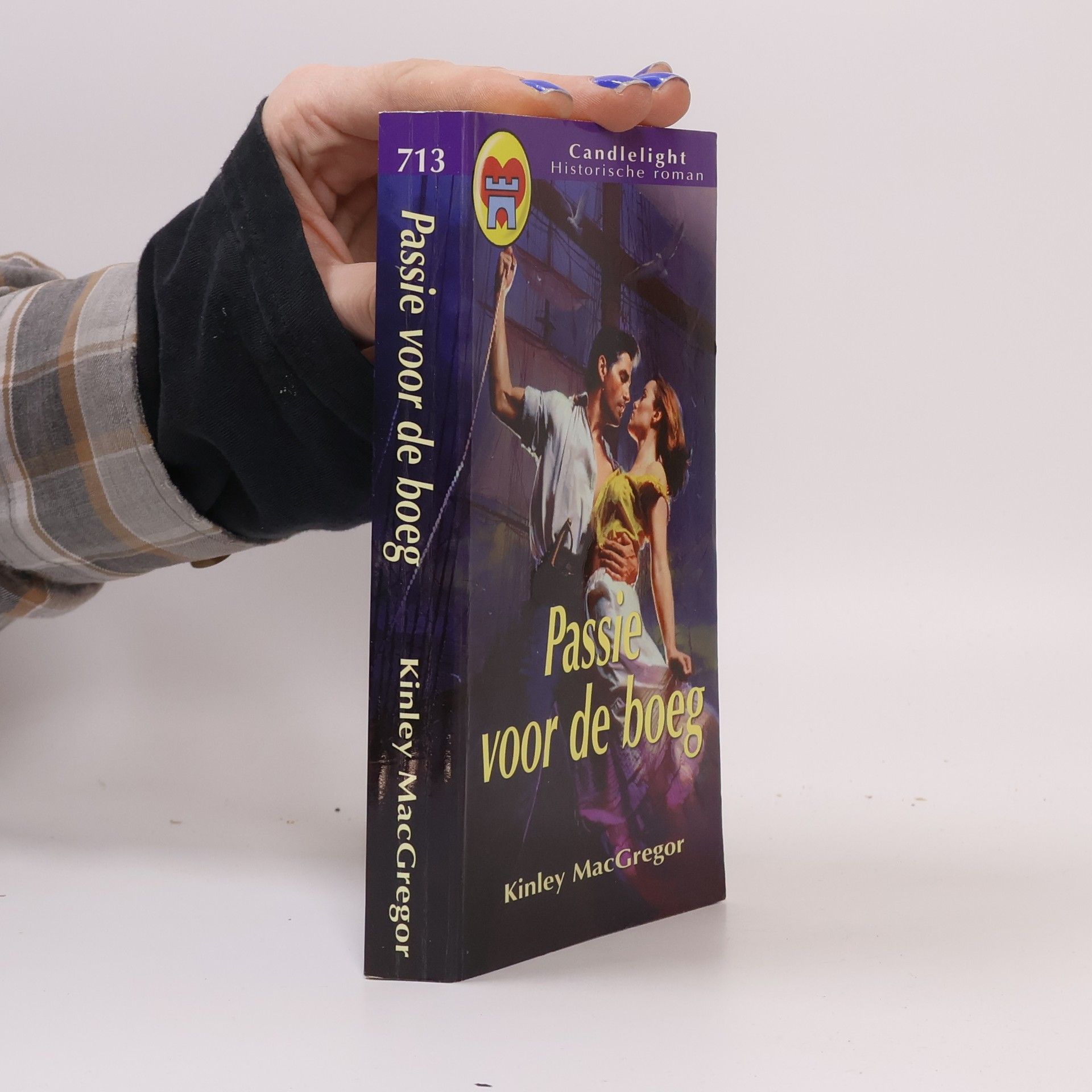 Kinley MacGregor Candlelight - 713: Passie voor de boeg