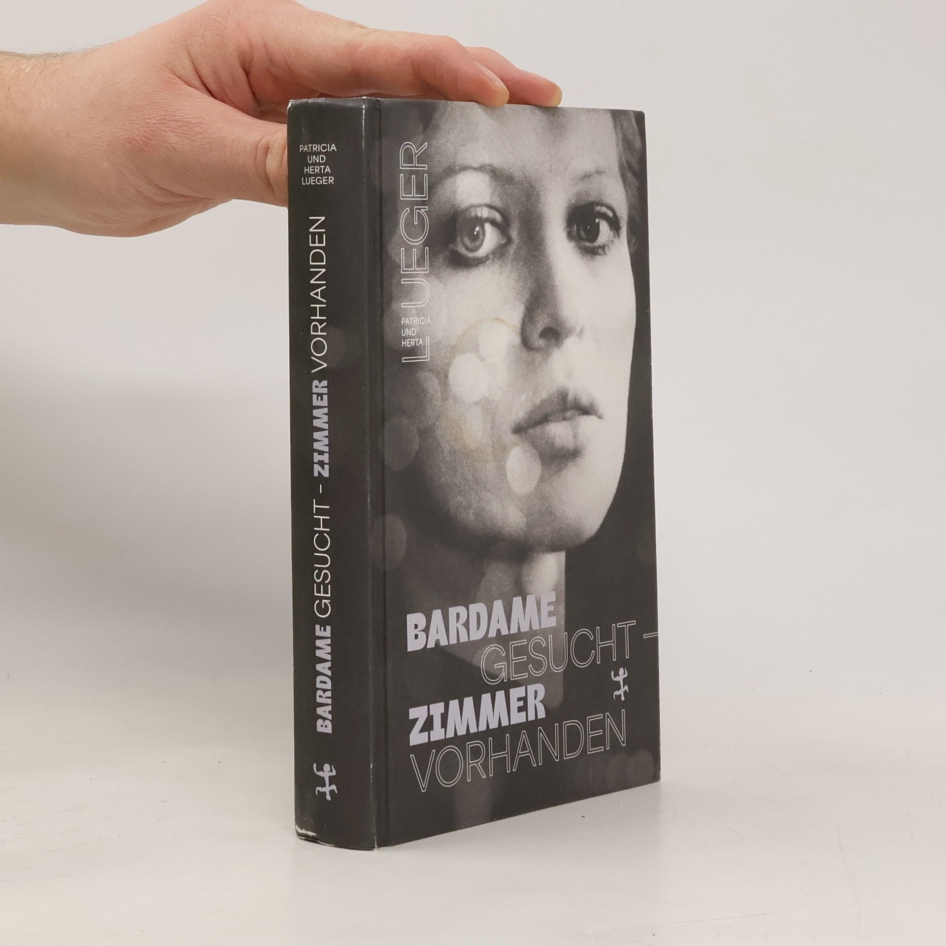 Patricia Lueger Bardame gesucht – Zimmer vorhanden