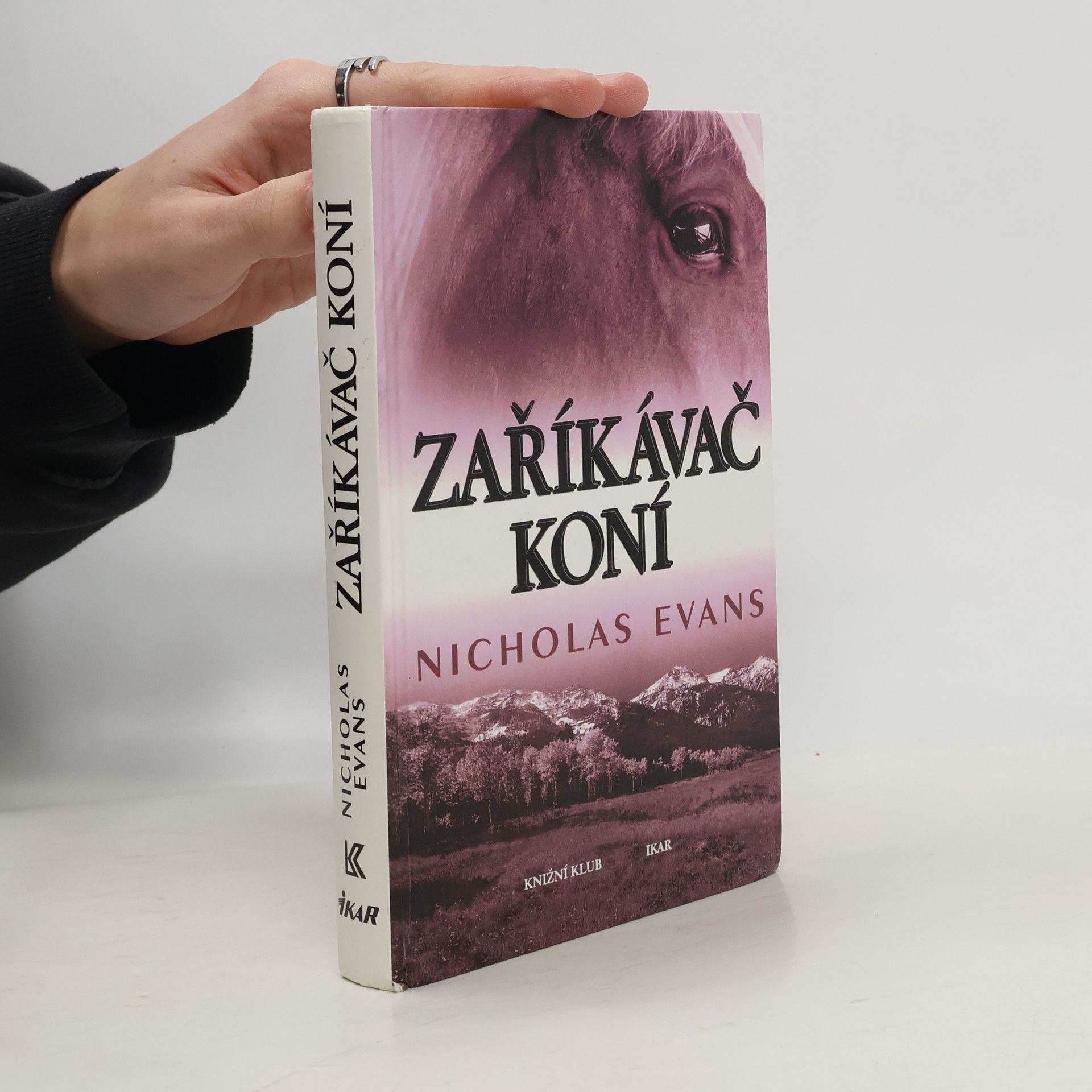 Nicholas Evans Zaříkávač koní