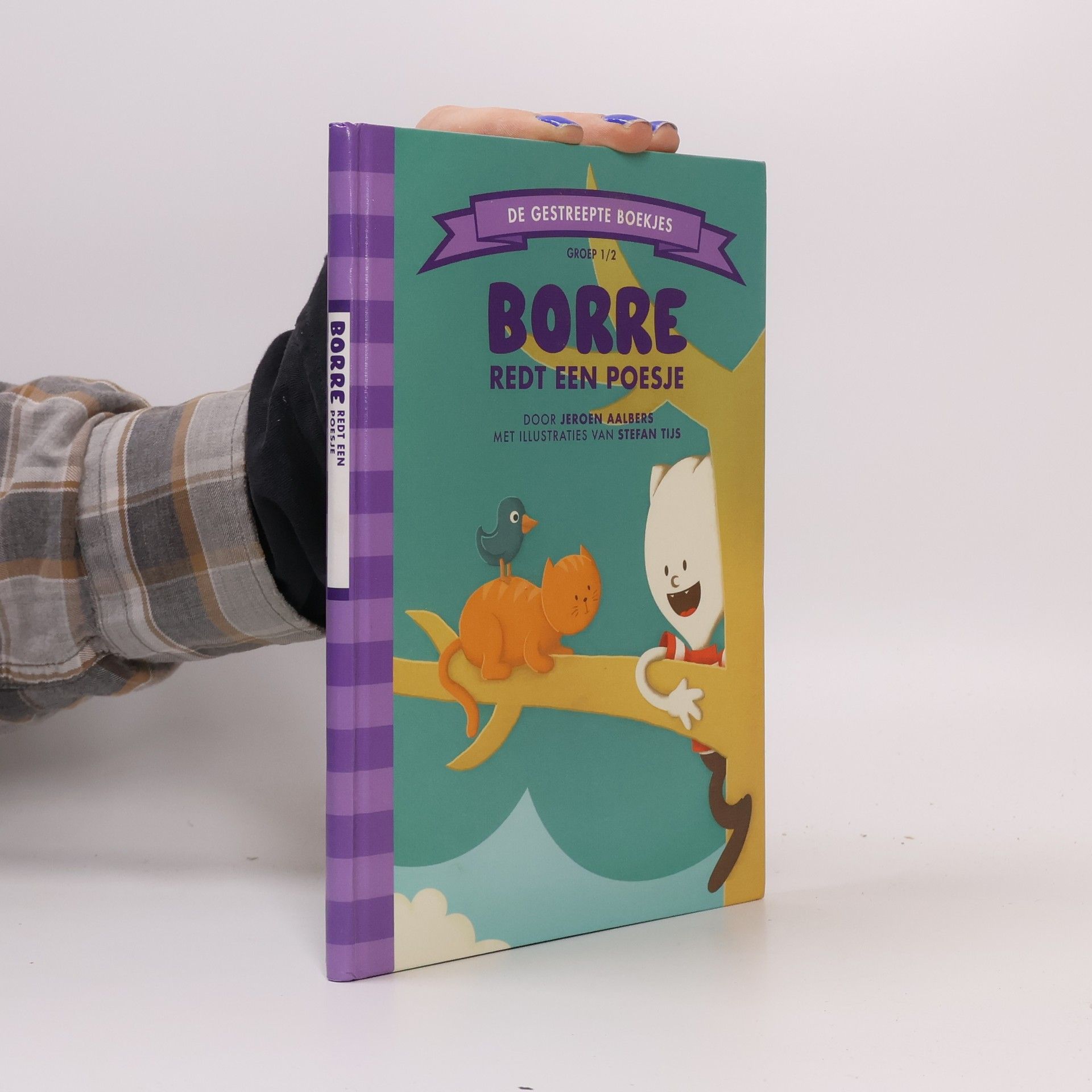 Jeroen Aalbers Borre redt een poesje