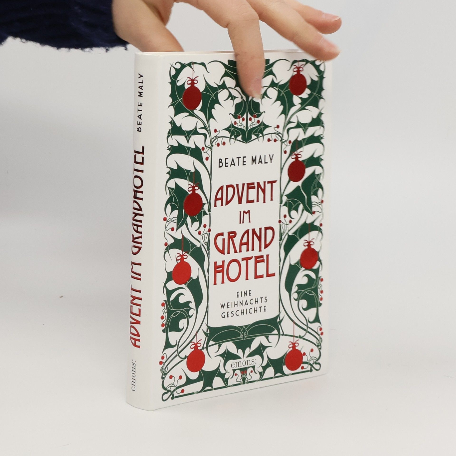 Beate Maly Advent im Grandhotel