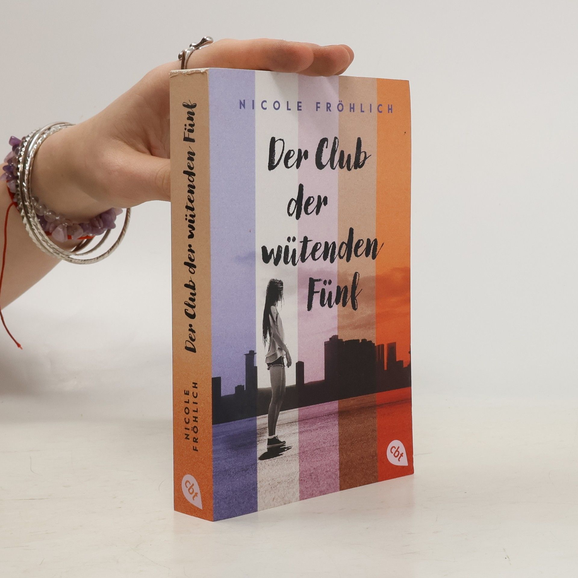 Nicole Fröhlich Der Club der wütenden Fünf. Berührender Coming of Age Roman über Verlust, Zusammengehörigkeit und die erste Liebe