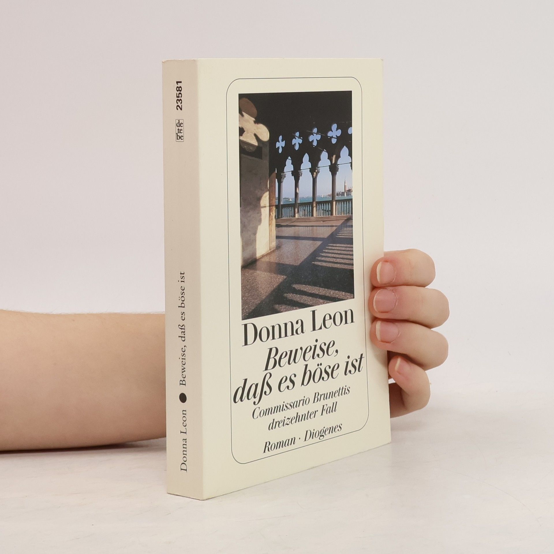 Donna Leon Beweise, daß es böse ist