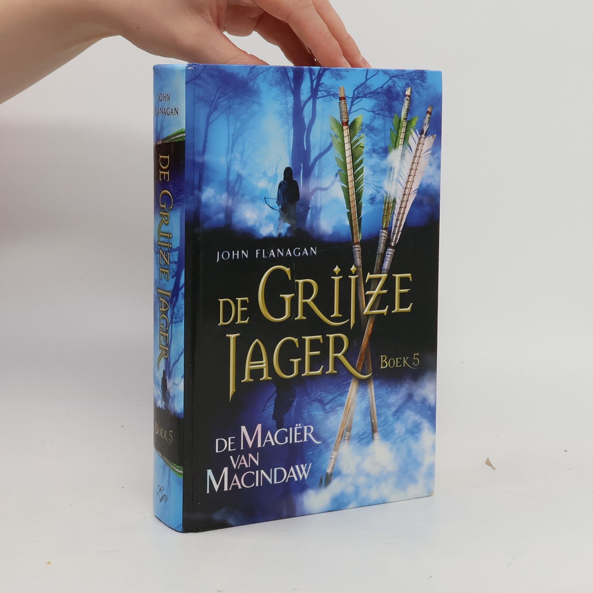 John Flanagan De Grijze Jager - 5: De Magiër van Macindaw