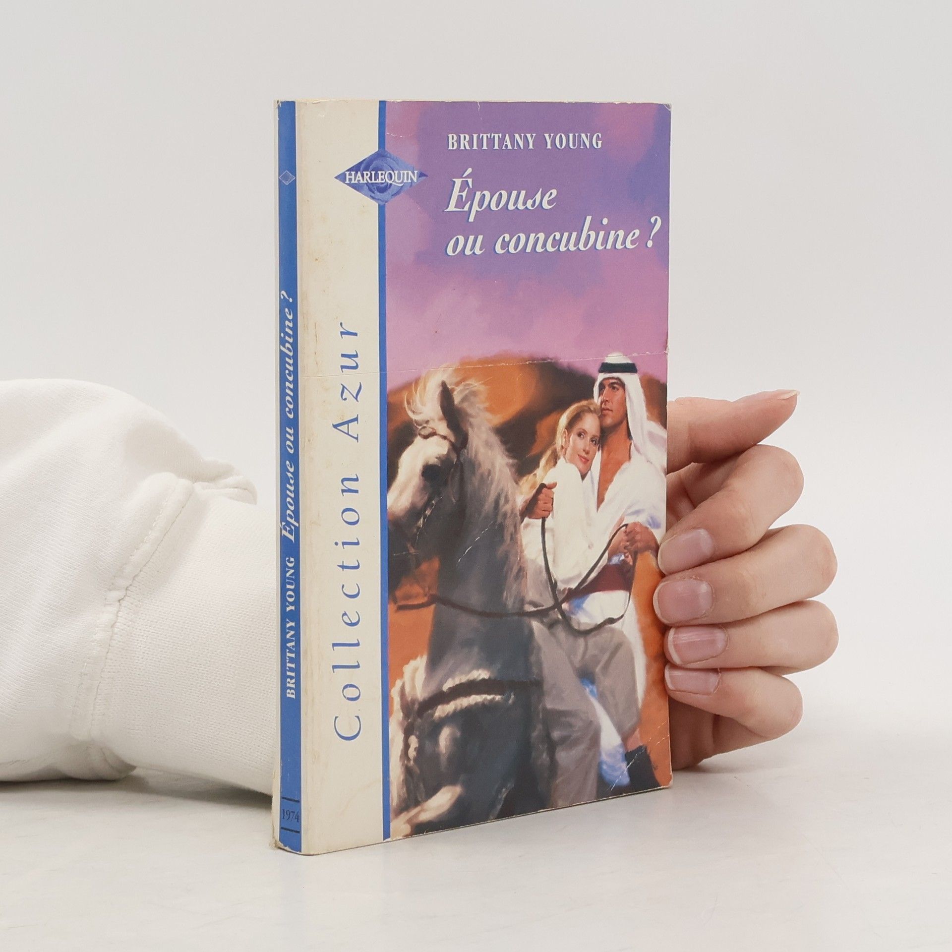 Brittany Young Collection Azur: Épouse ou concubine ?