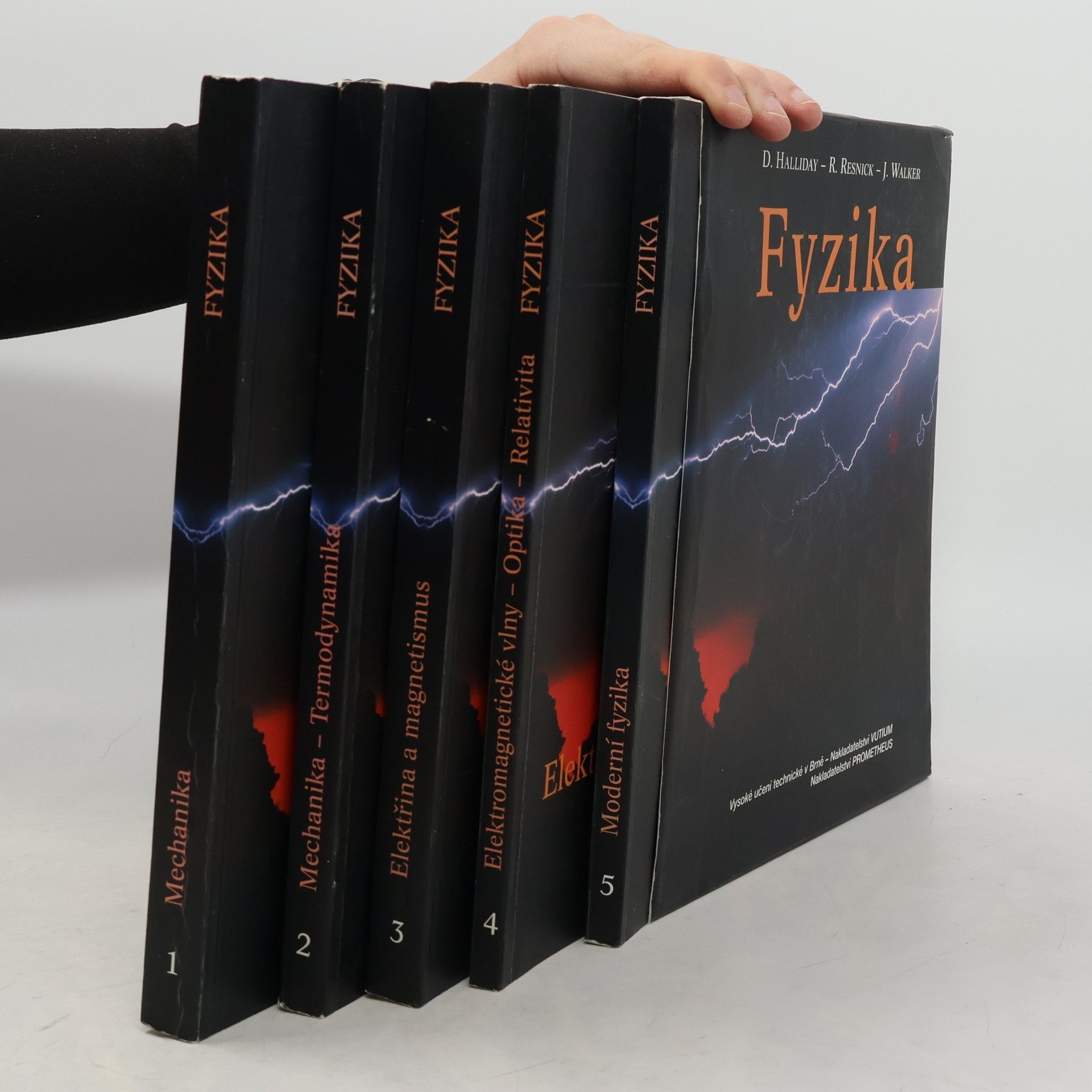 Fyzika: vysokoškolská učebnice obecné fyziky