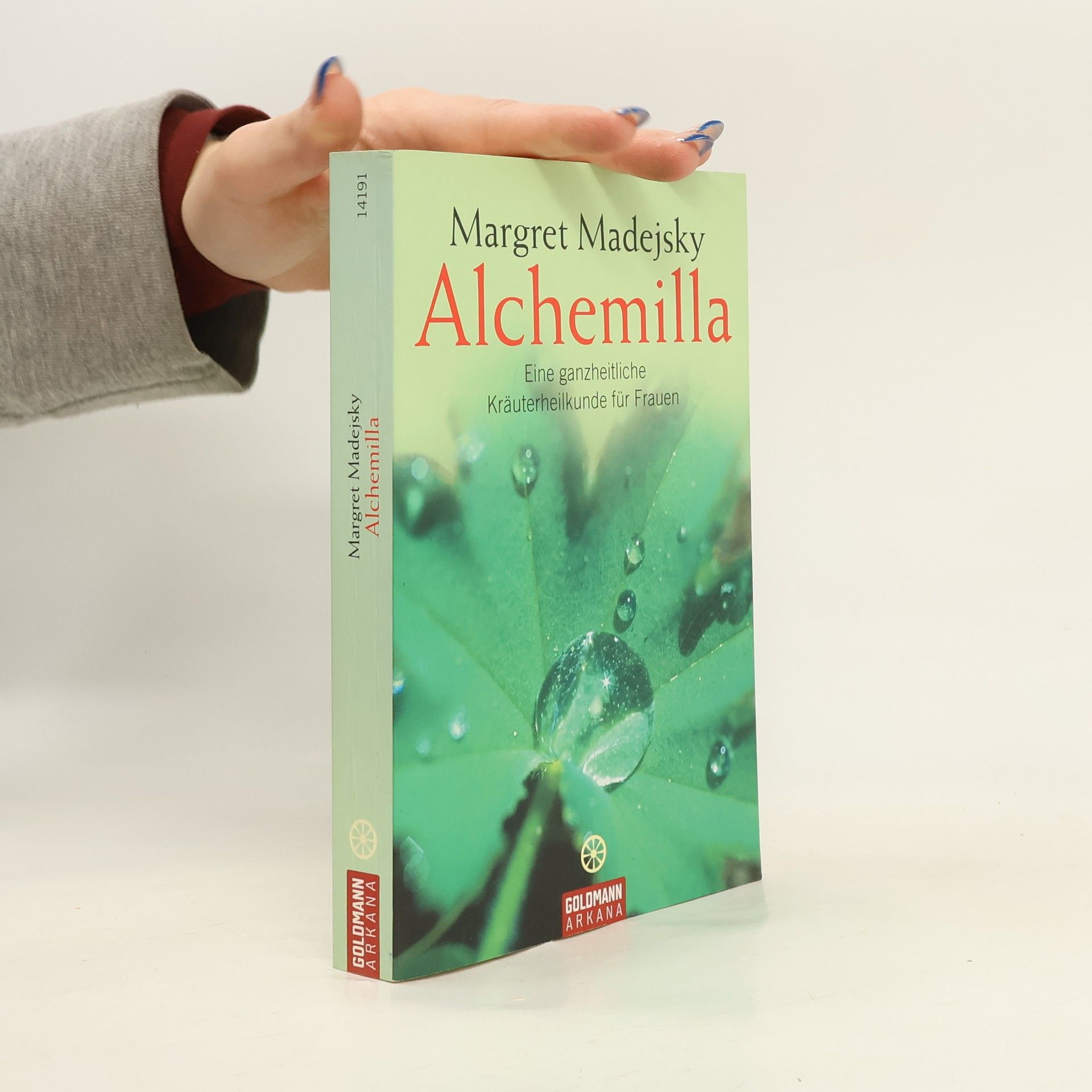 Margret Madejsky Alchemilla