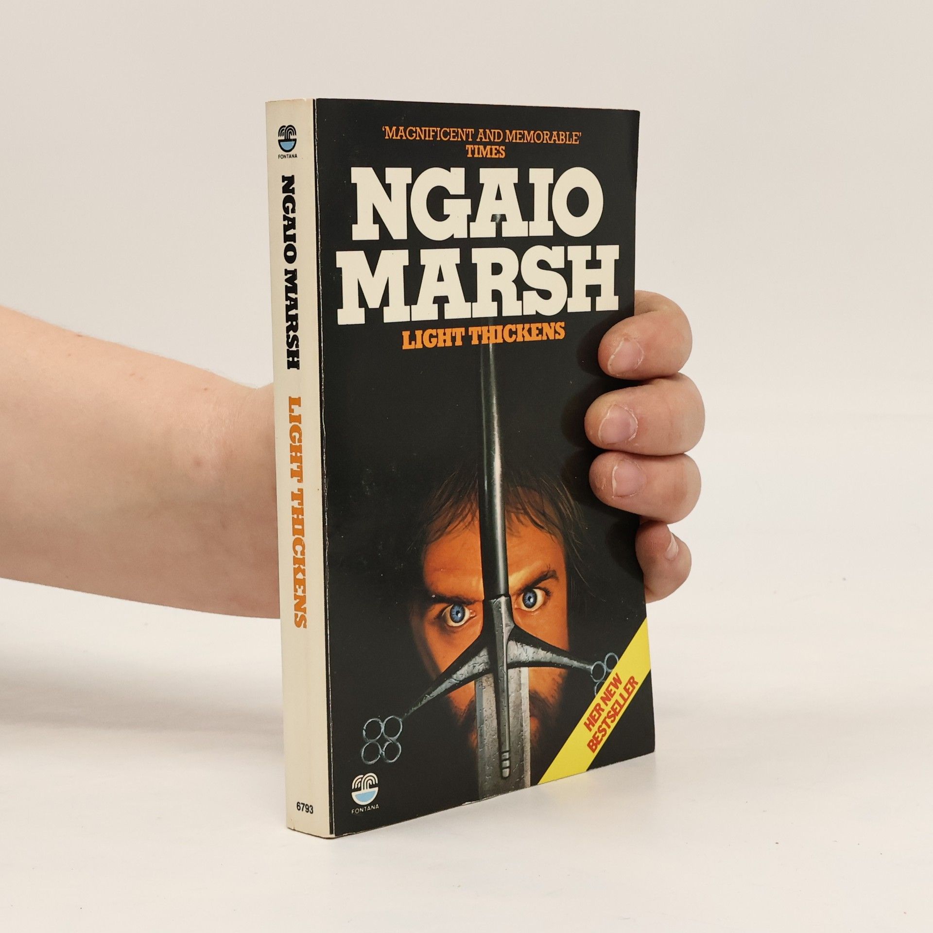 Ngaio Marsh Light Thickens