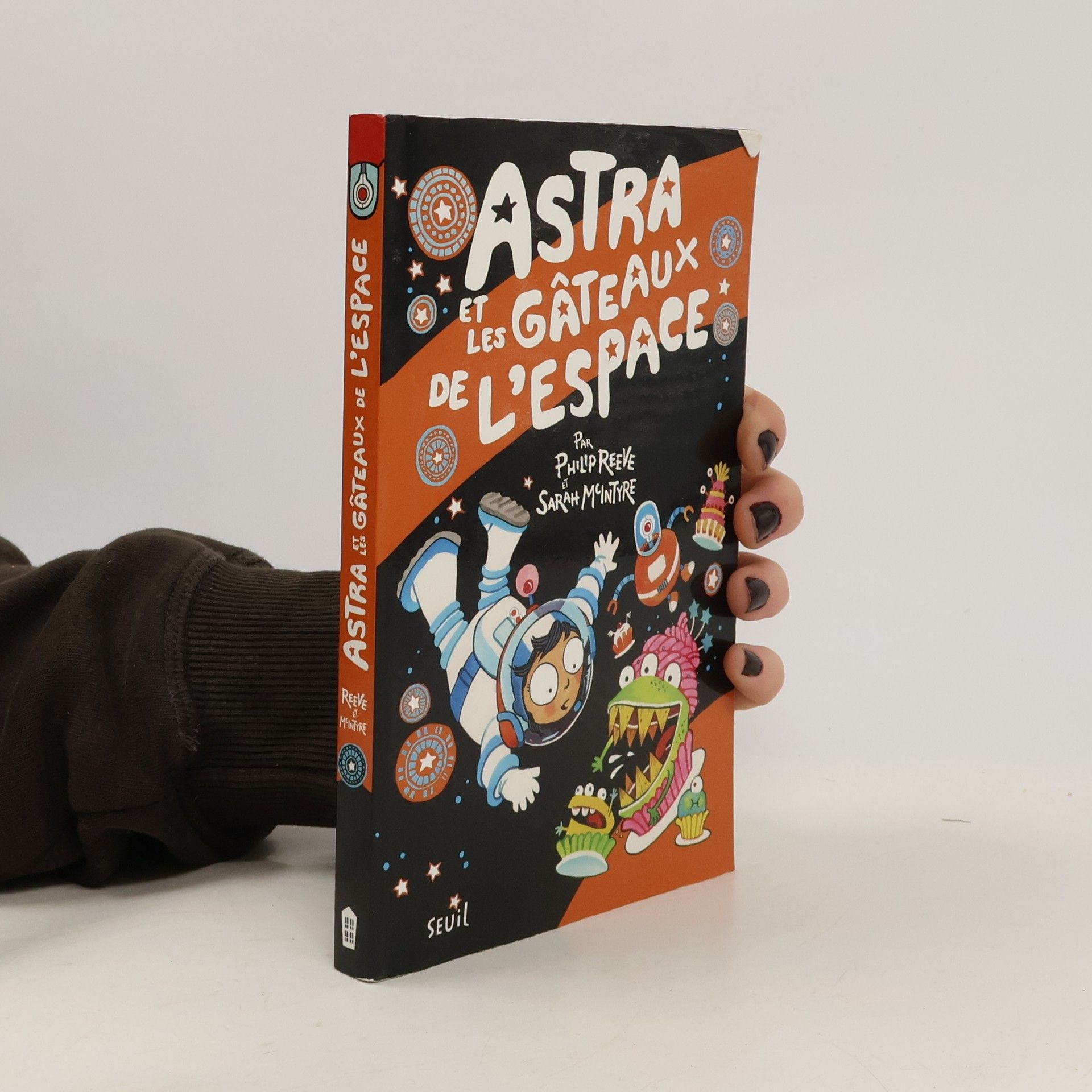 Philip Reeve Astra et les gâteaux de l'espace
