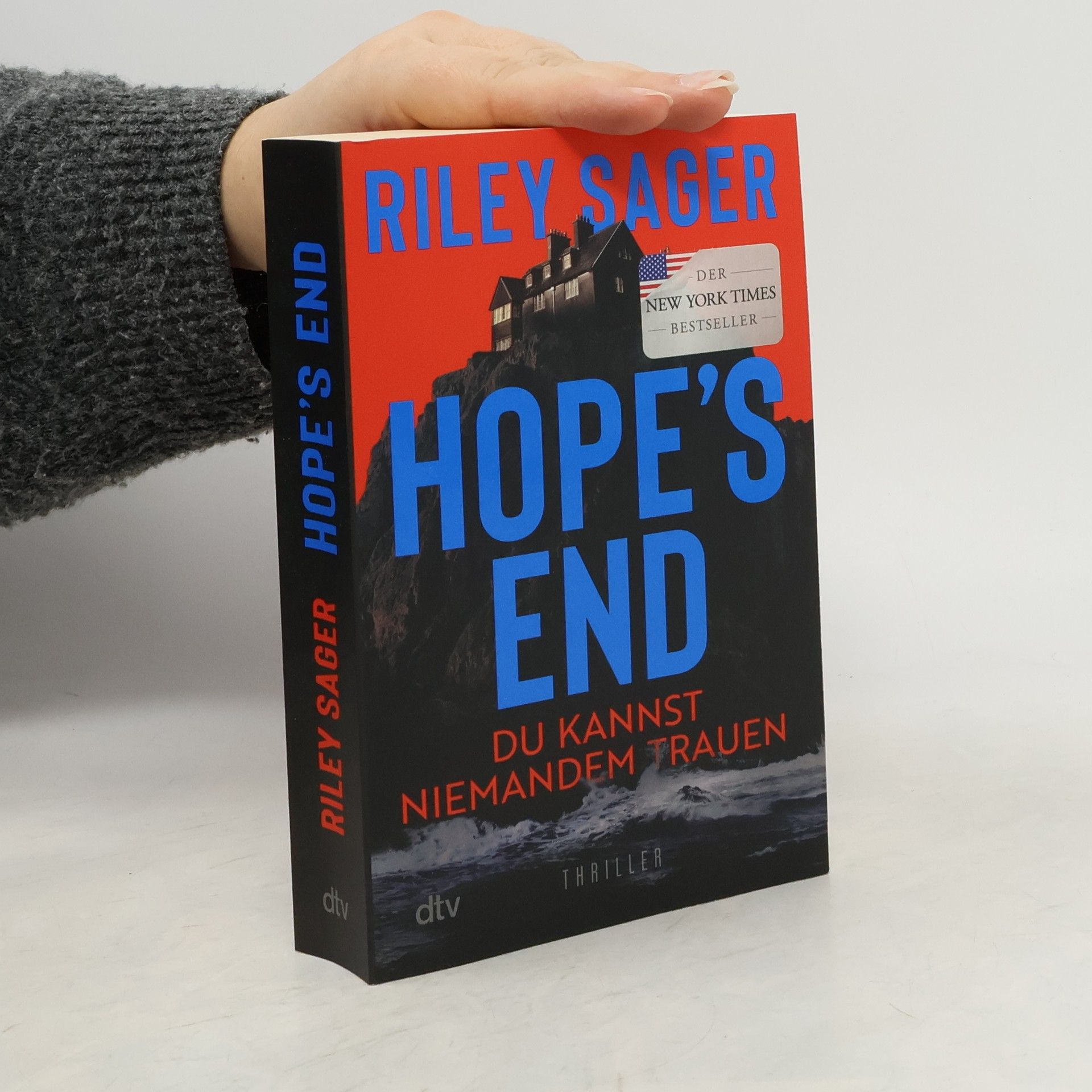 Riley Sager Hope's End