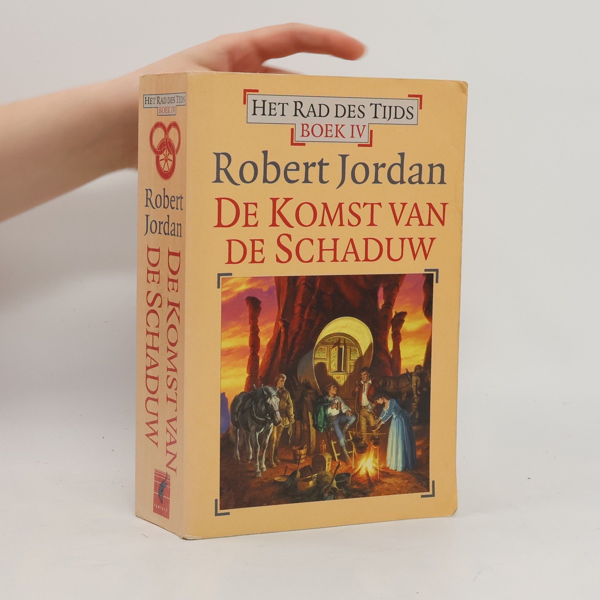 Robert Jordan Het Rad des Tijds - 4: De Komst van de Schaduw