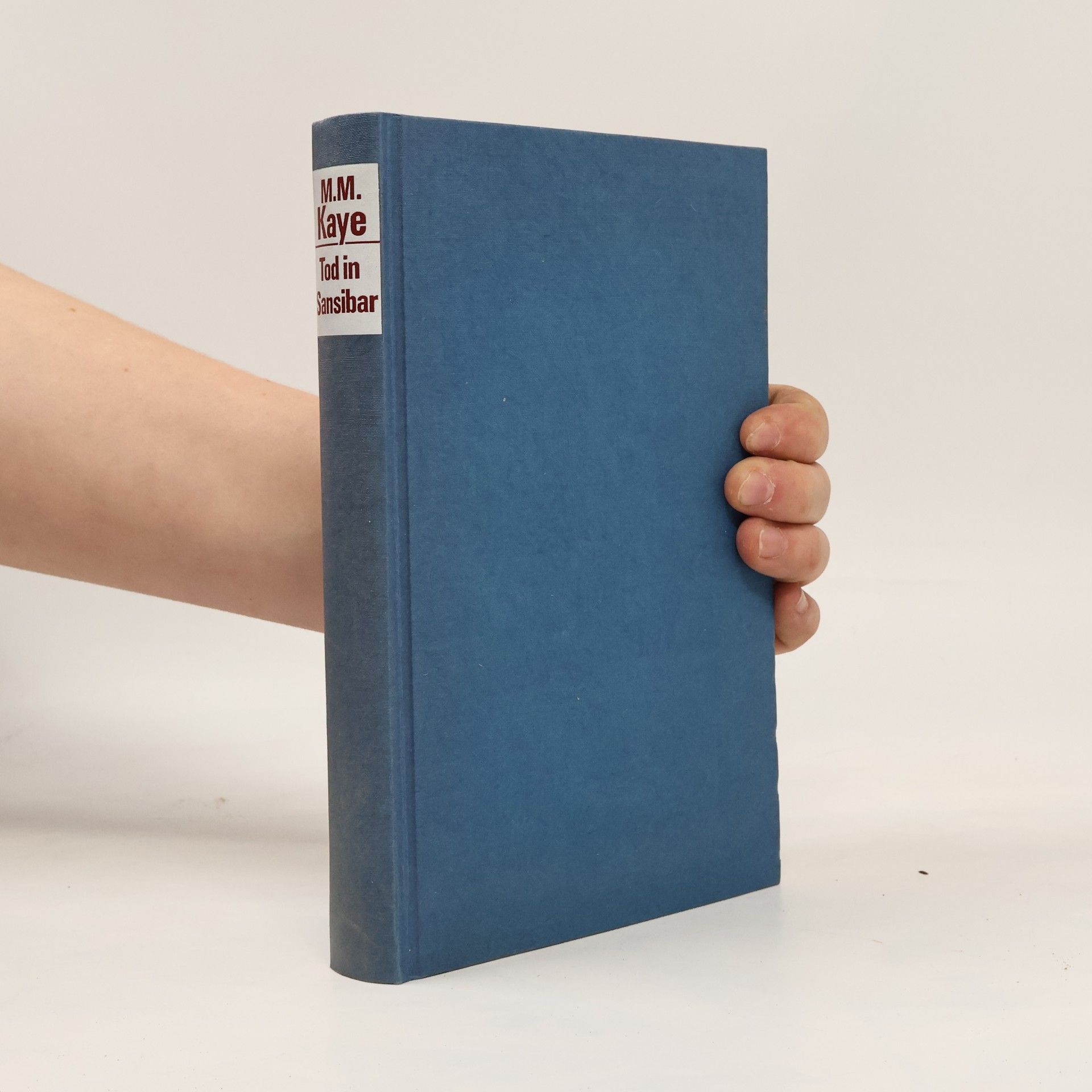 M. M. Kaye Tod in Sansibar