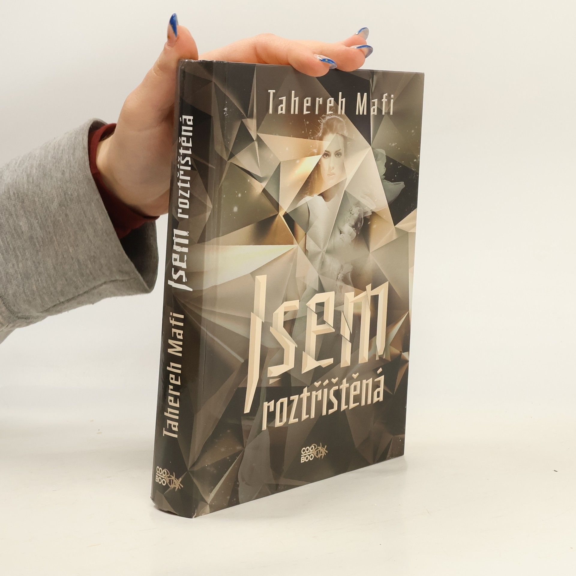 Tahereh Mafi Jsem roztříštěná