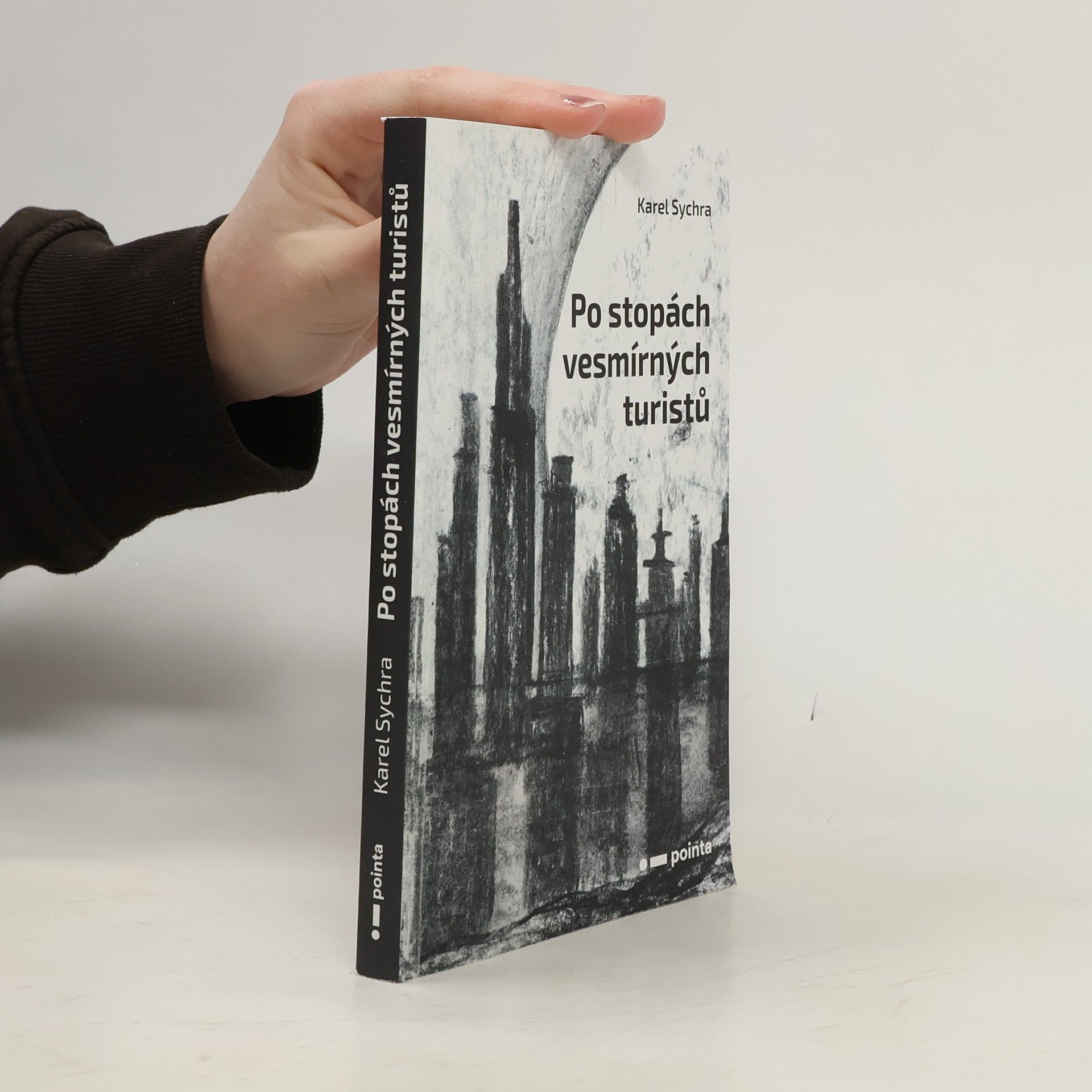 Karel Sychra Po stopách vesmírných turistů
