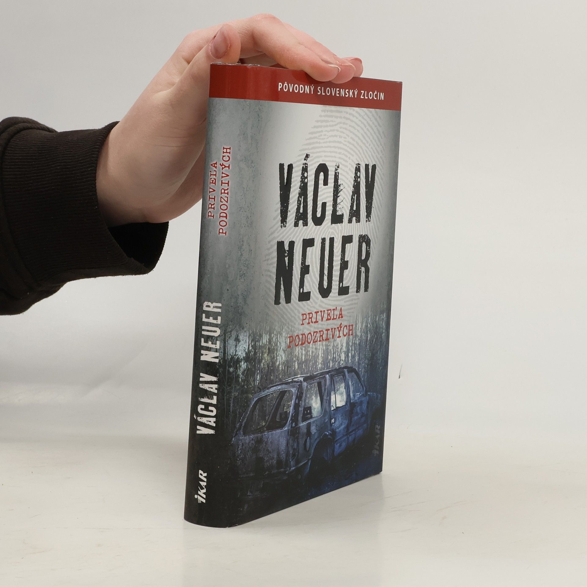 Václav Neuer Priveľa podozrivých