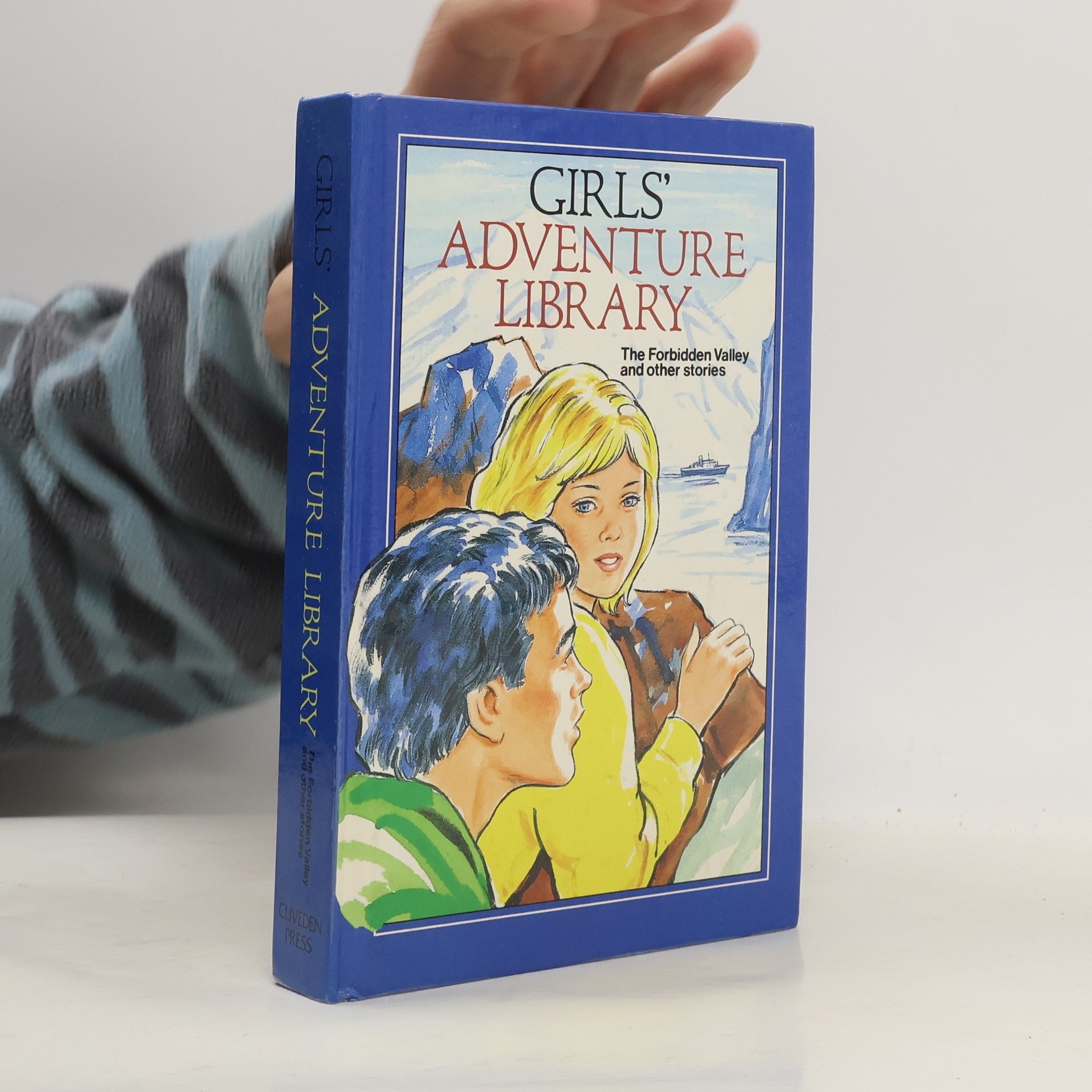 Collectif d'auteurs Girls' Adventure Library: The Forbidden Valley