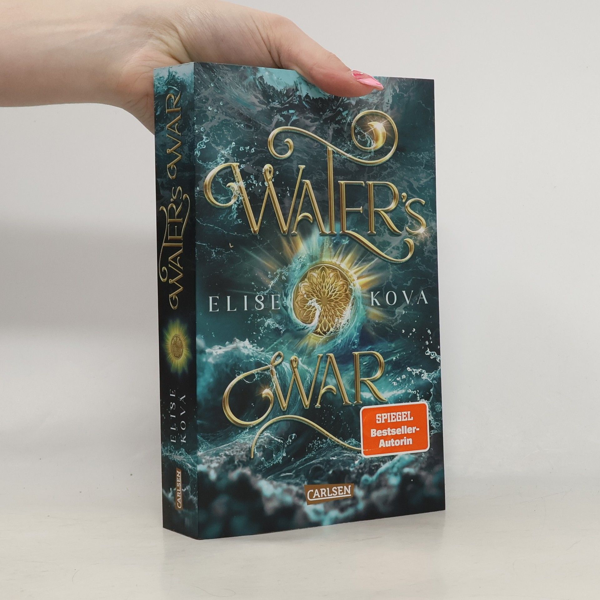 Elise Kova Water's War