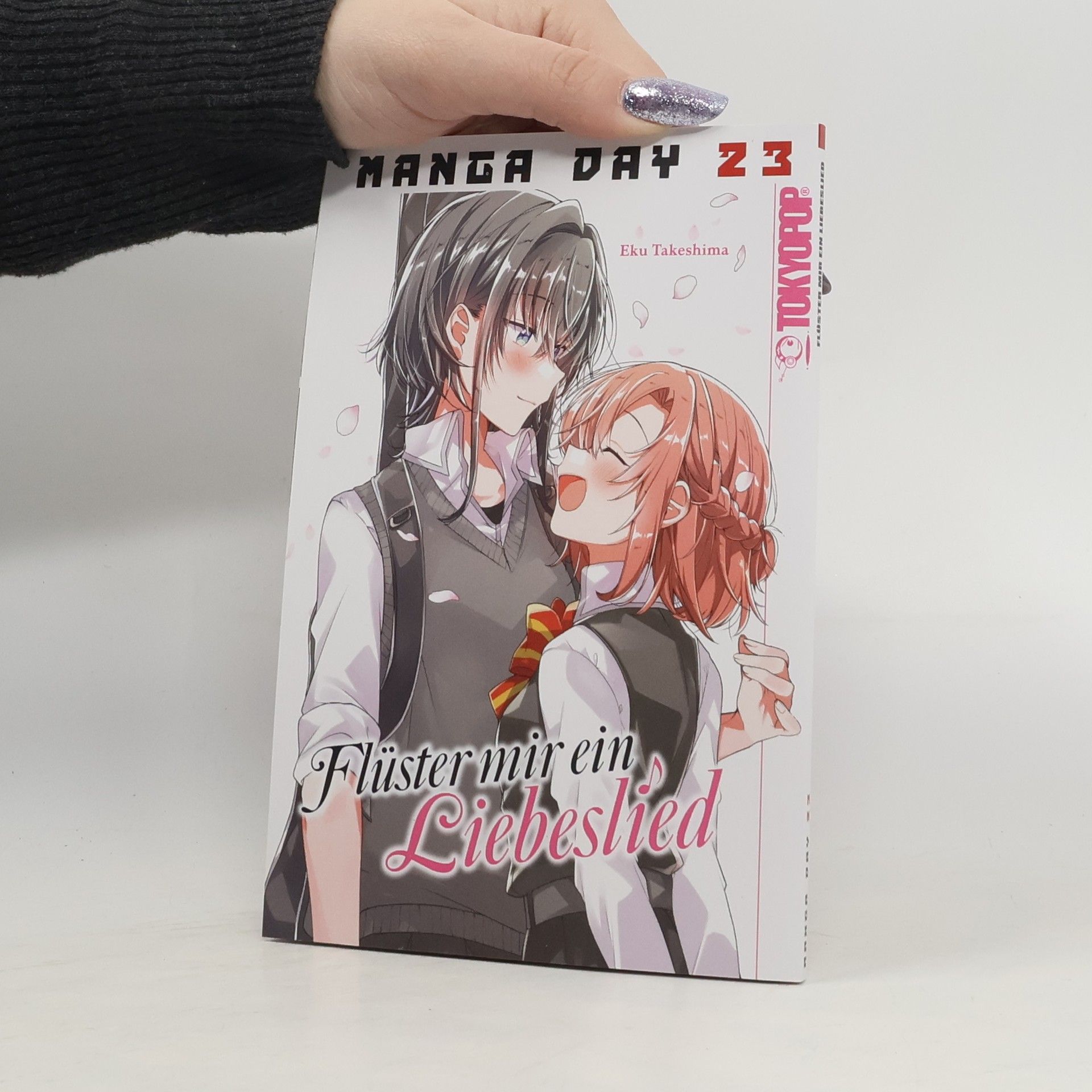 Eku Takeshima Manga Day 23. Flüster mir ein Liebeslied