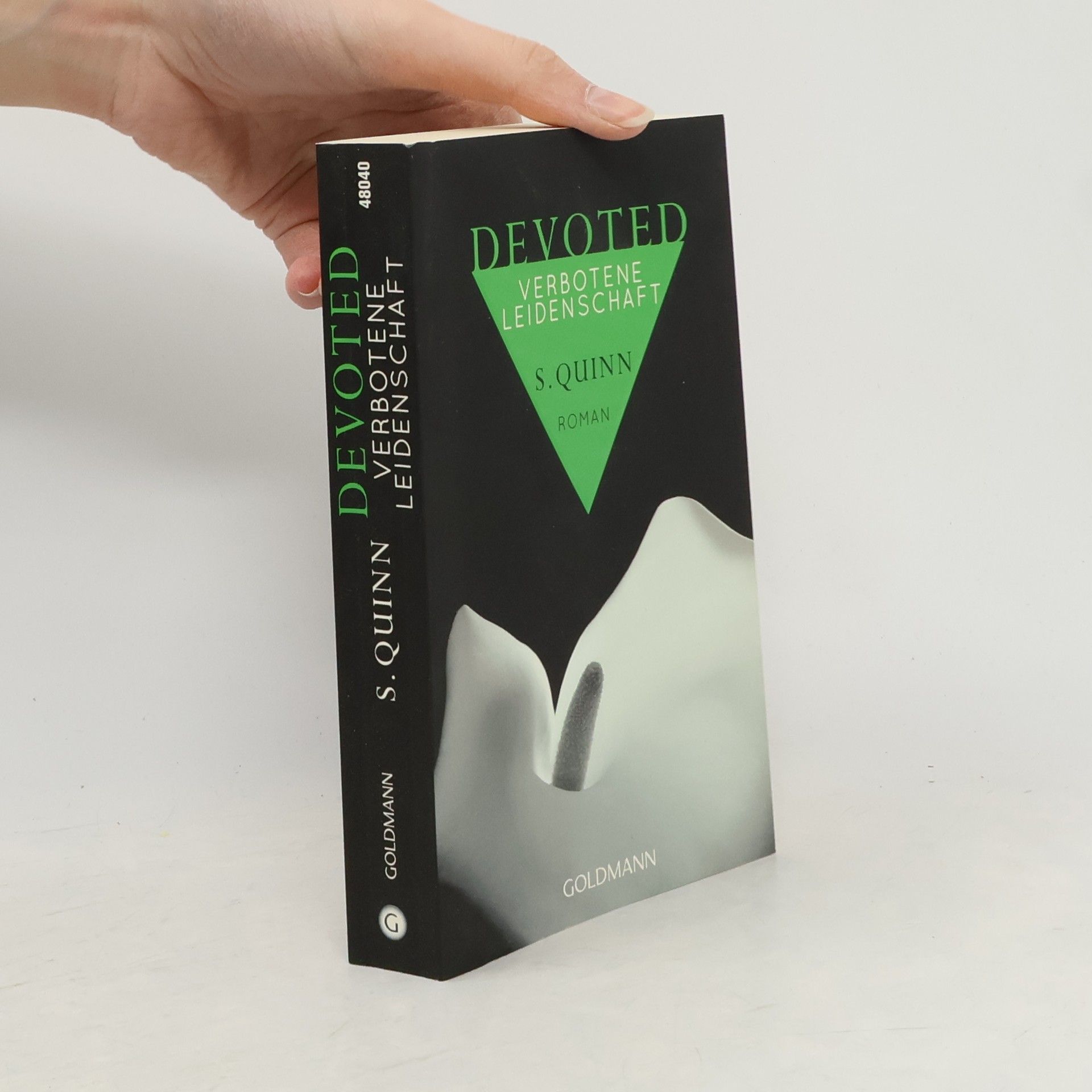 Devoted - Verbotene Leidenschaft