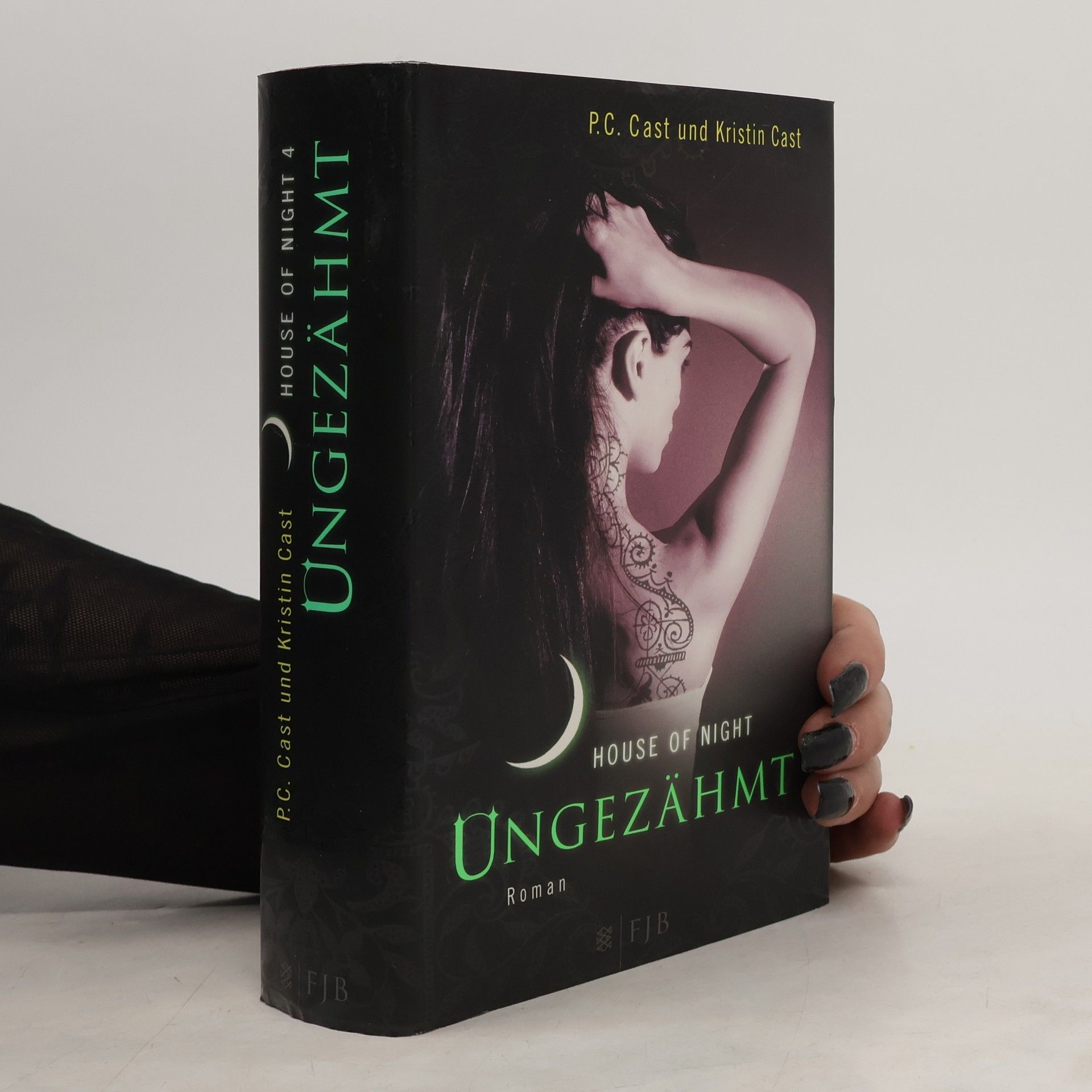 House of Night 4. Ungezähmt
