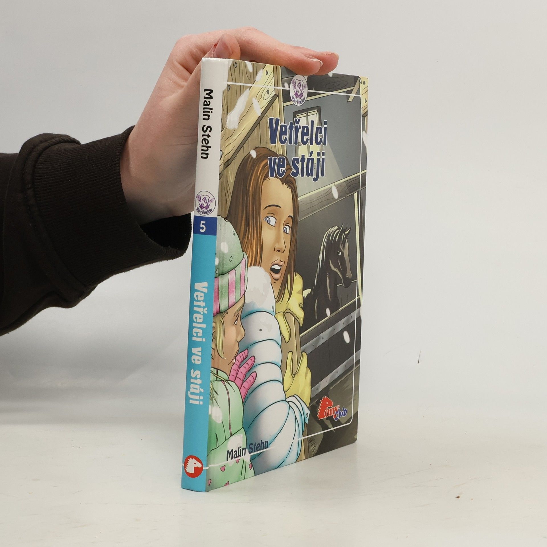 Malin Stehn Vetřelci ve stáji