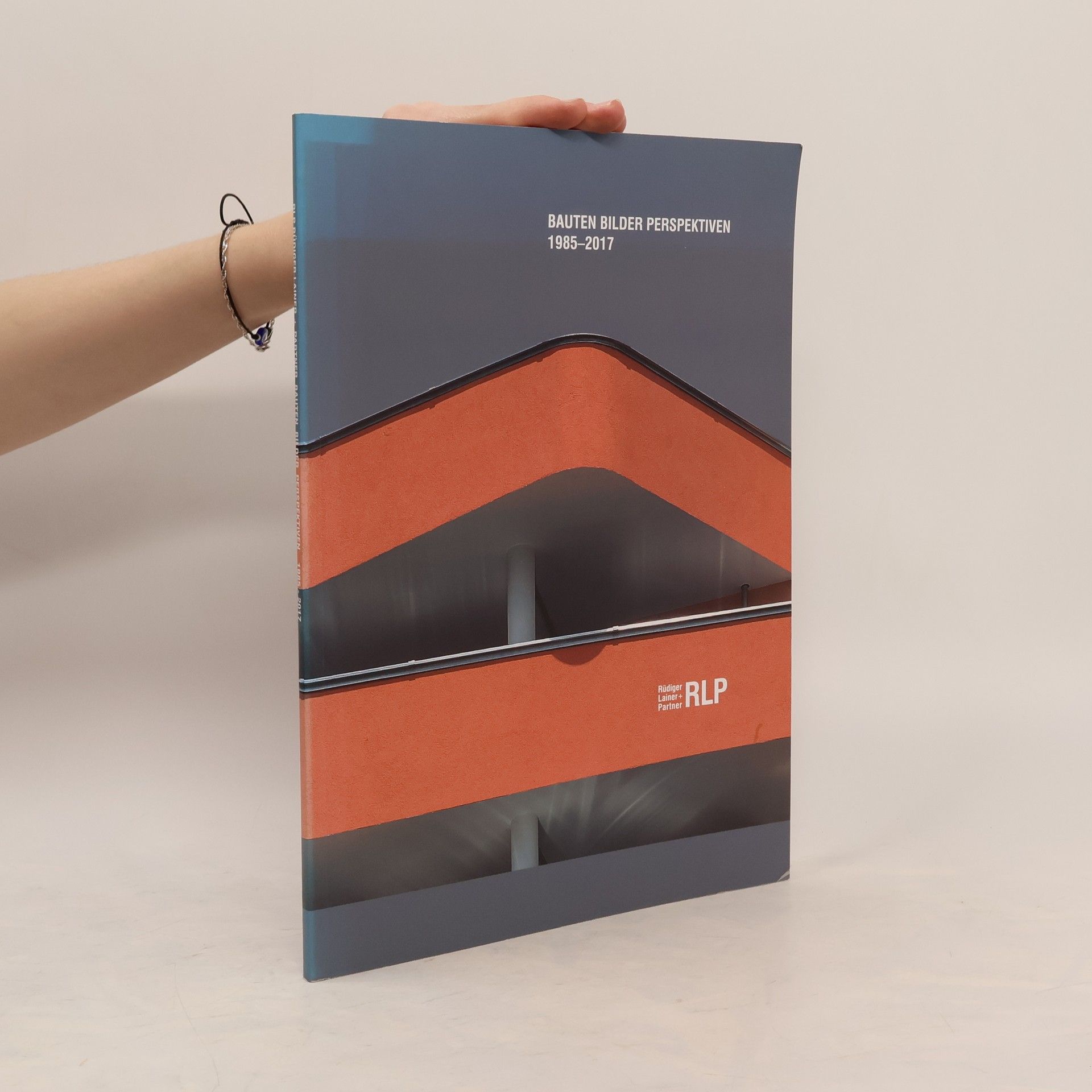 Collectif d'auteurs Bauten Bilder Perspektiven 1985-2017