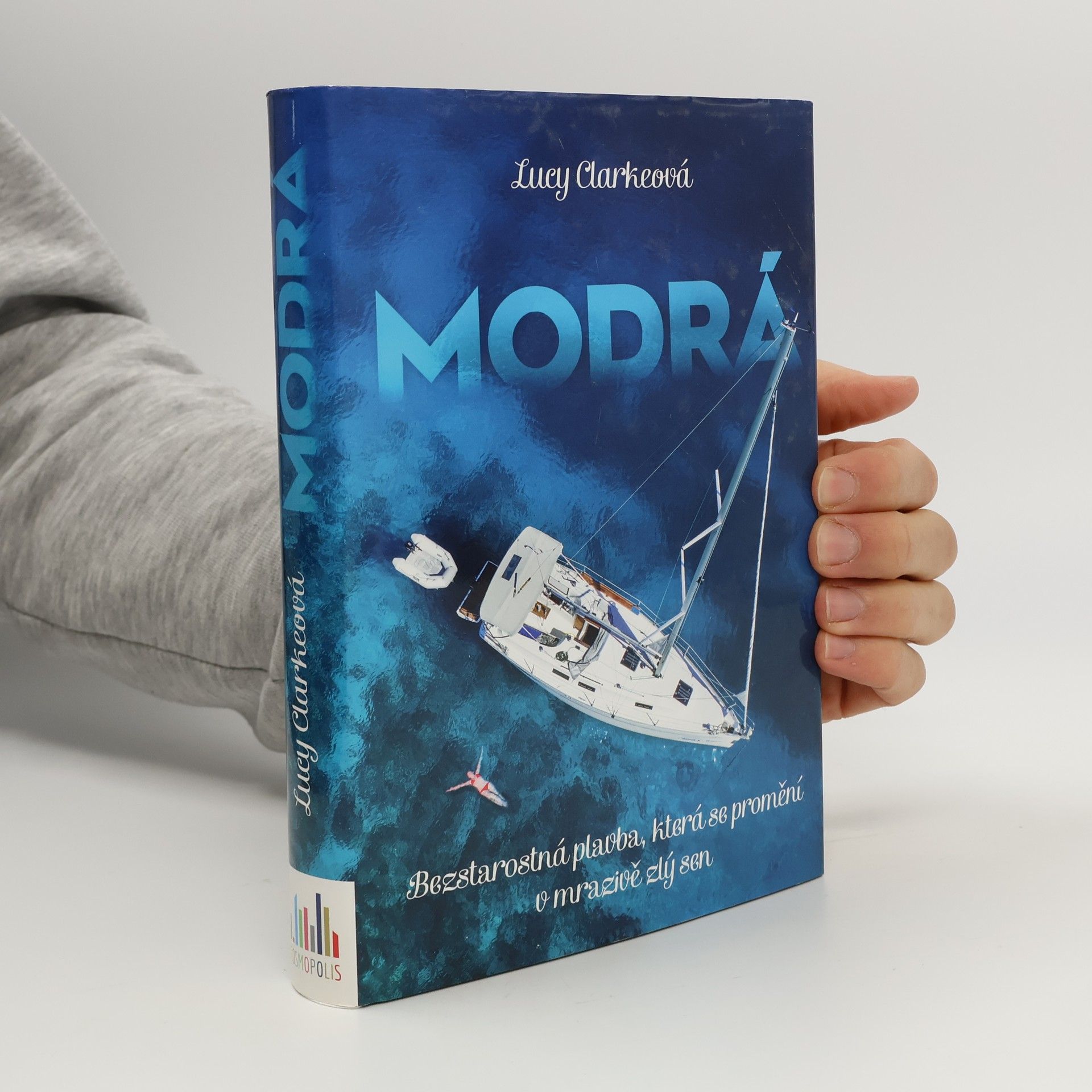 Lucy Clarke Modrá