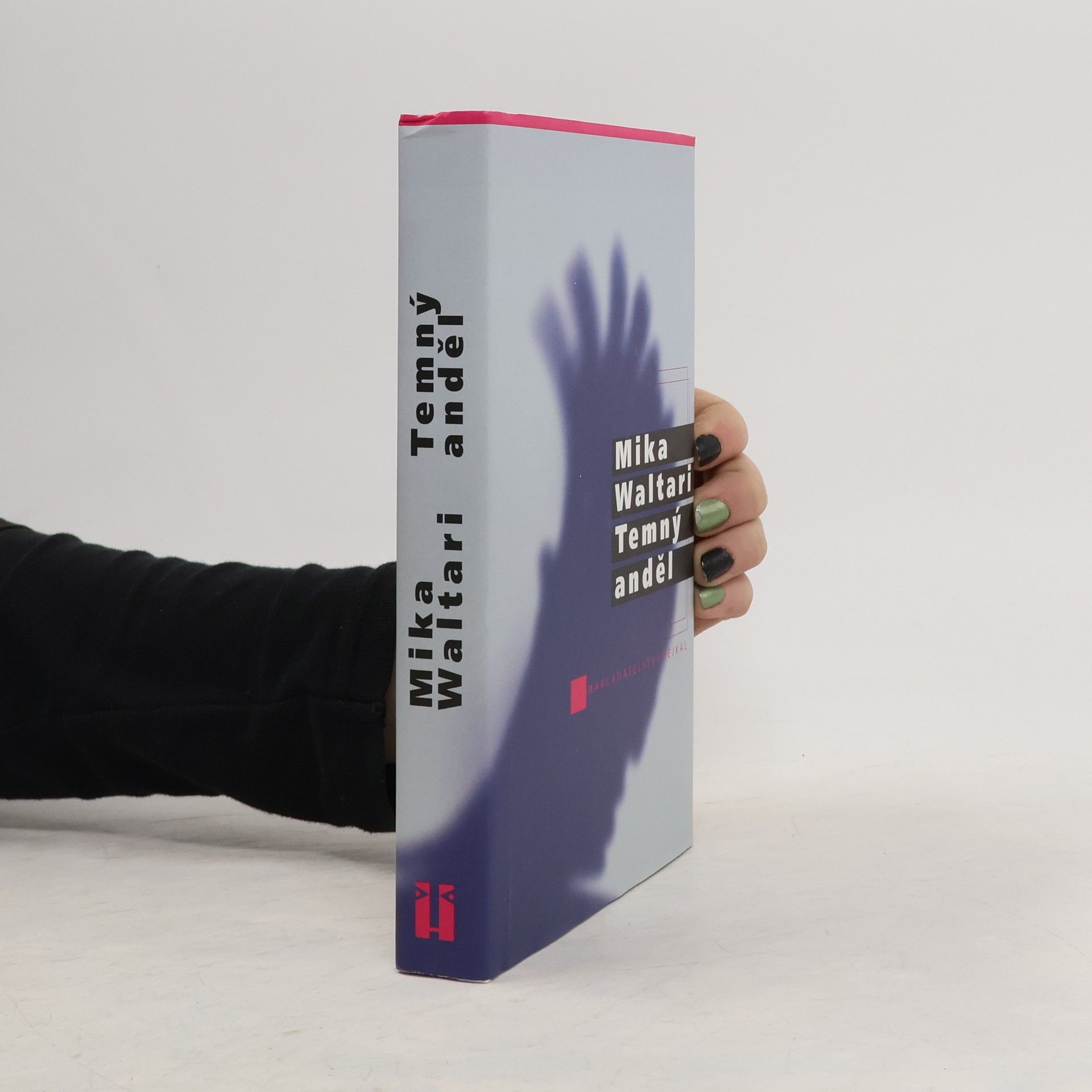 Mika Waltari Temný anděl