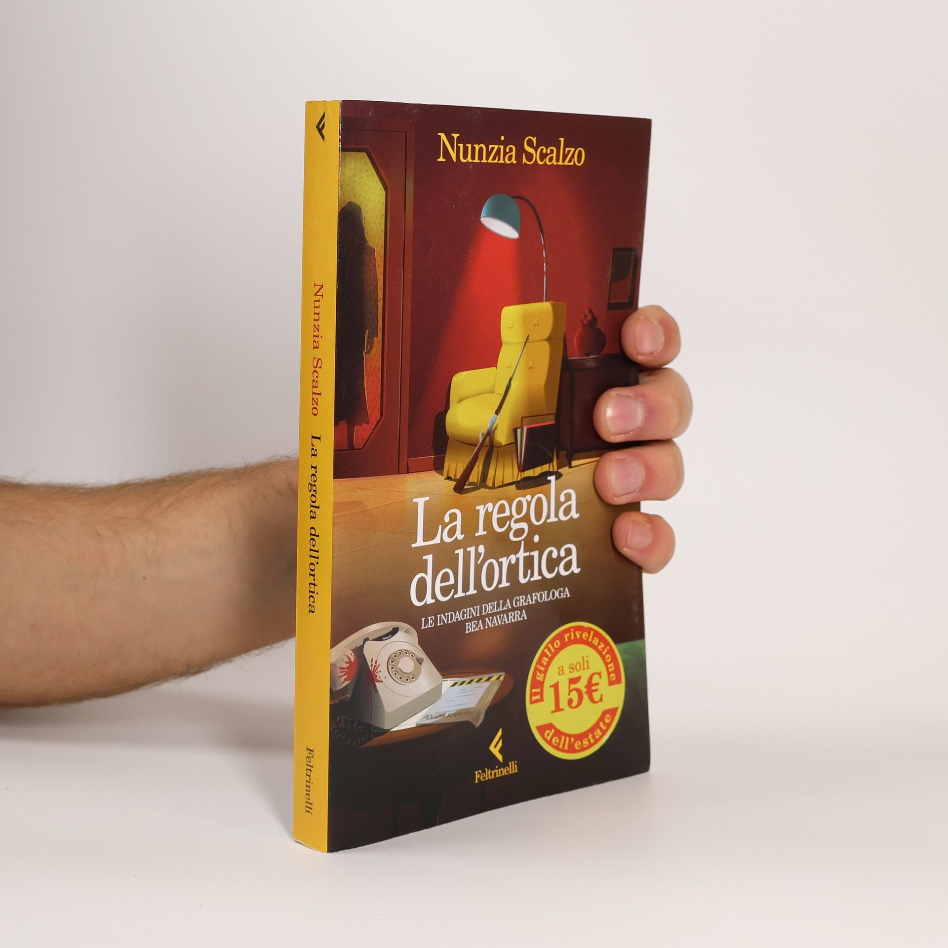 La regola dell'ortica. Le indagini della grafologa Bea Navarra