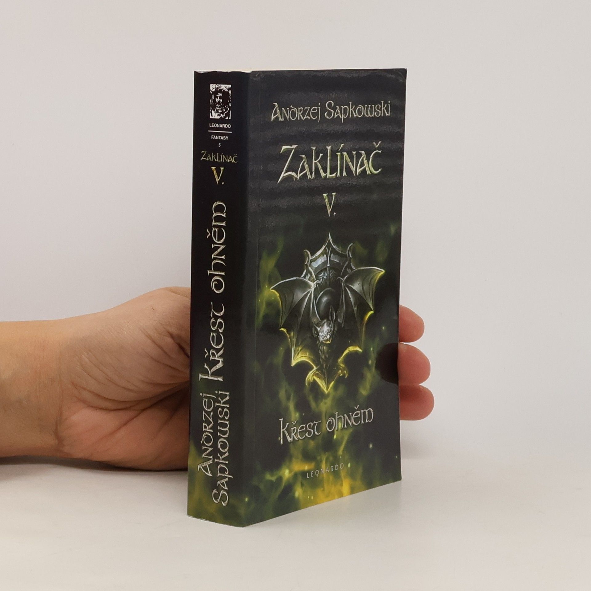 Andrzej Sapkowski Zaklínač V.