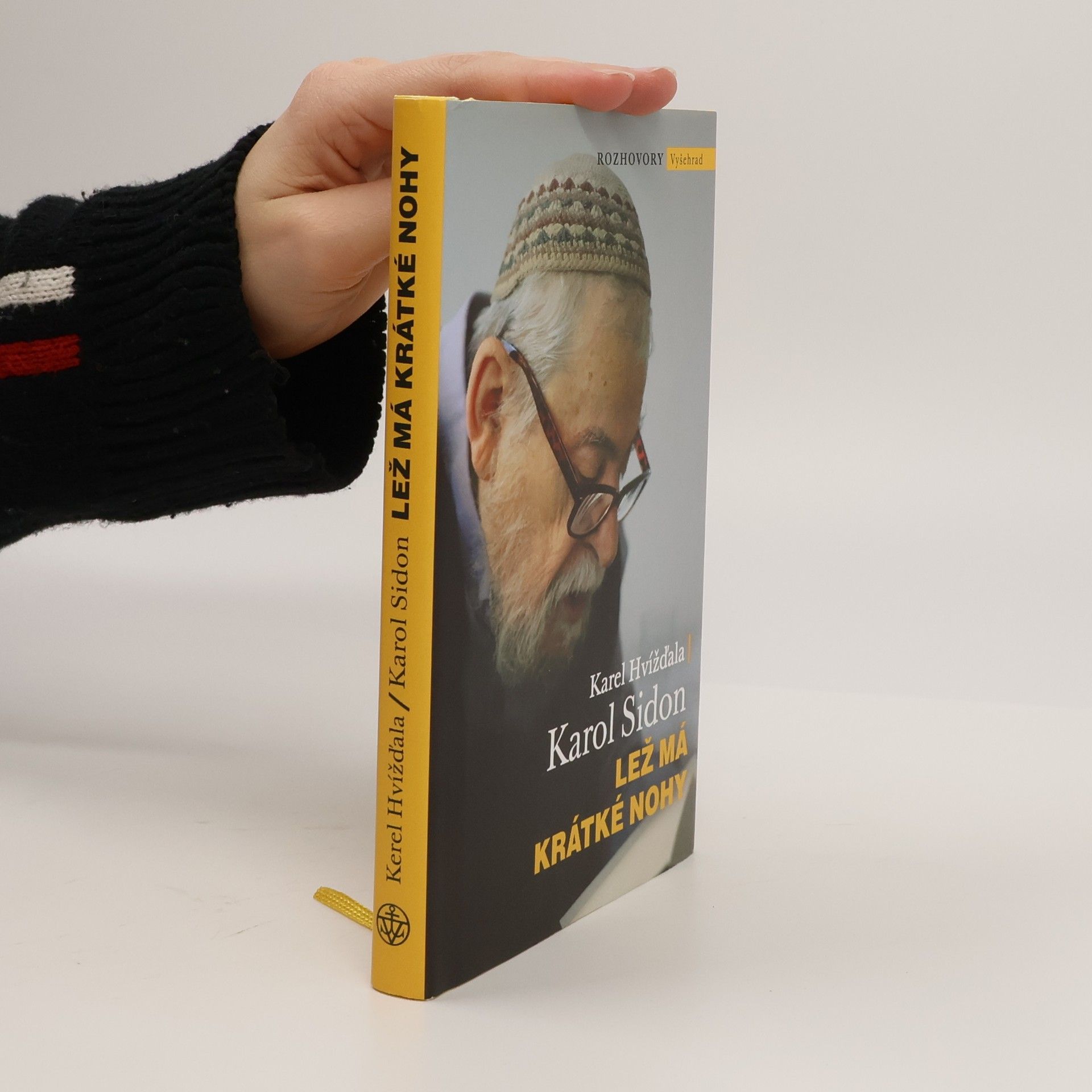 Karel Hvížďala Lež má krátké nohy