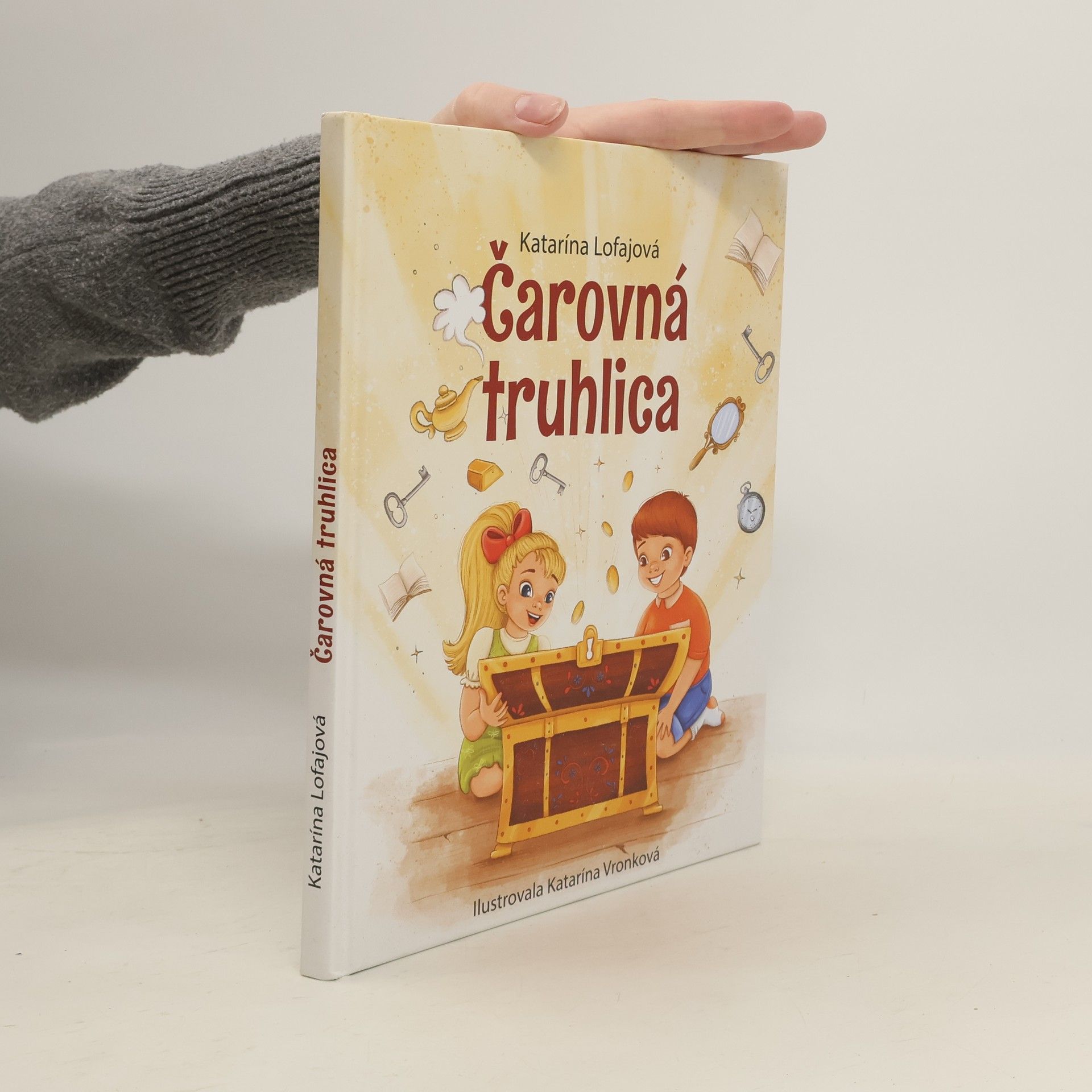 Katarína Lofajová Čarovná truhlica