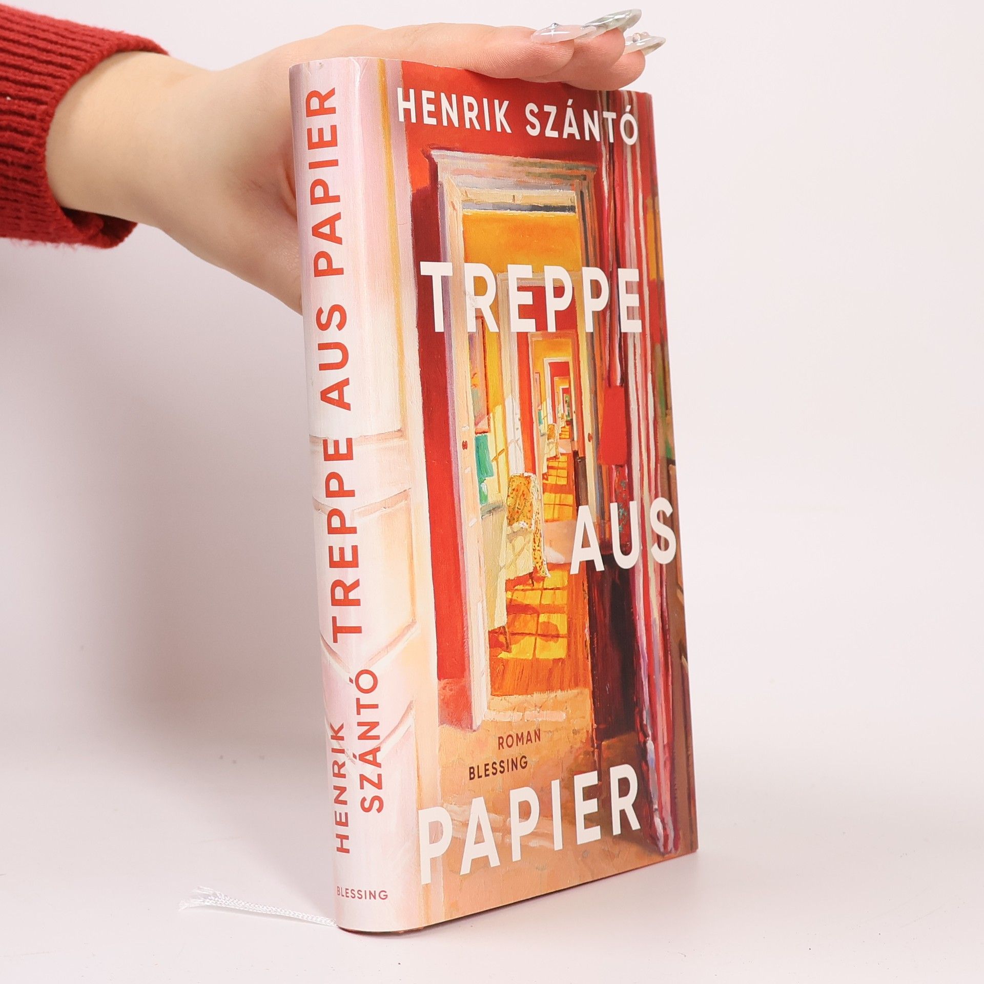 Henrik Szanto Treppe aus Papier