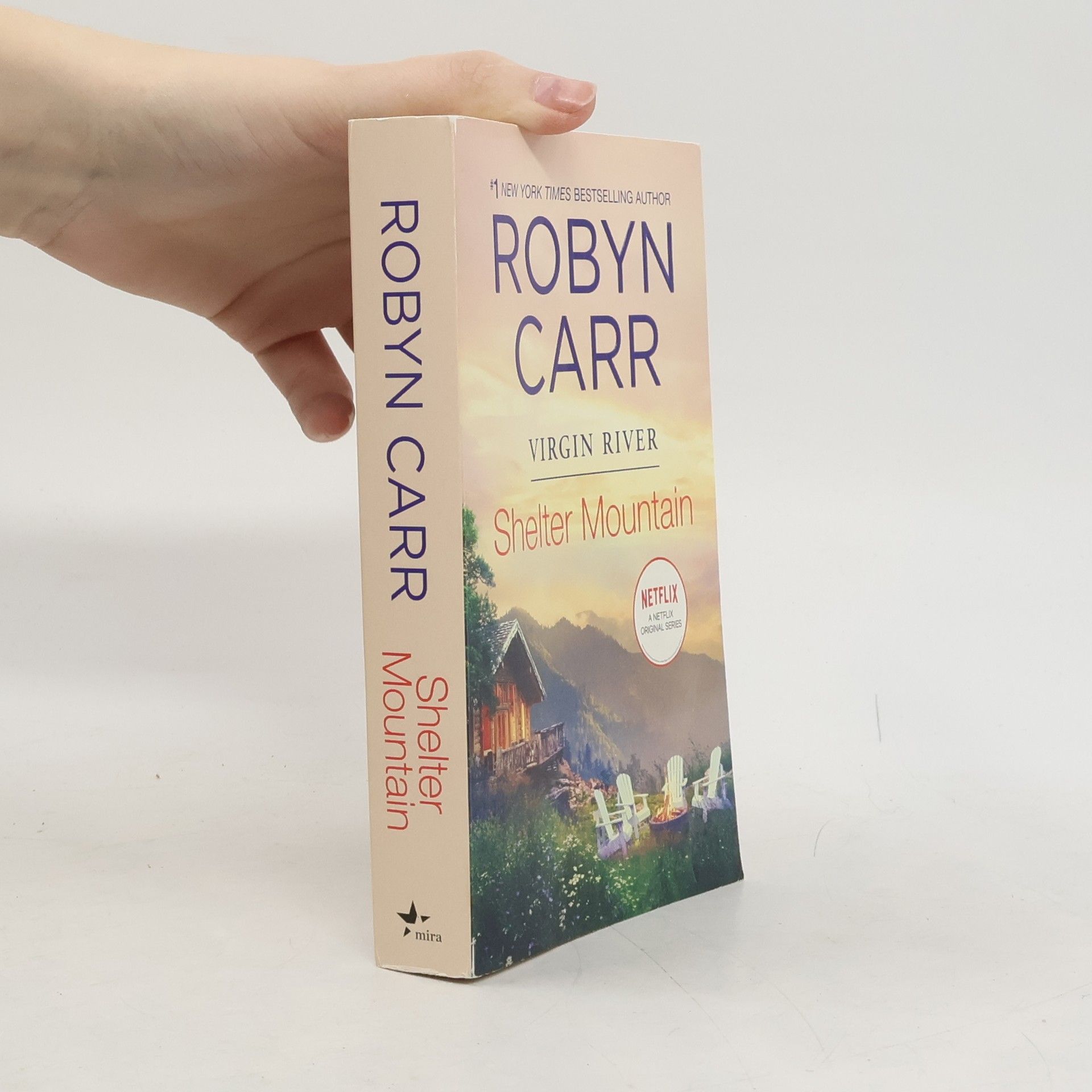 Robyn Carr Shelter Mountain