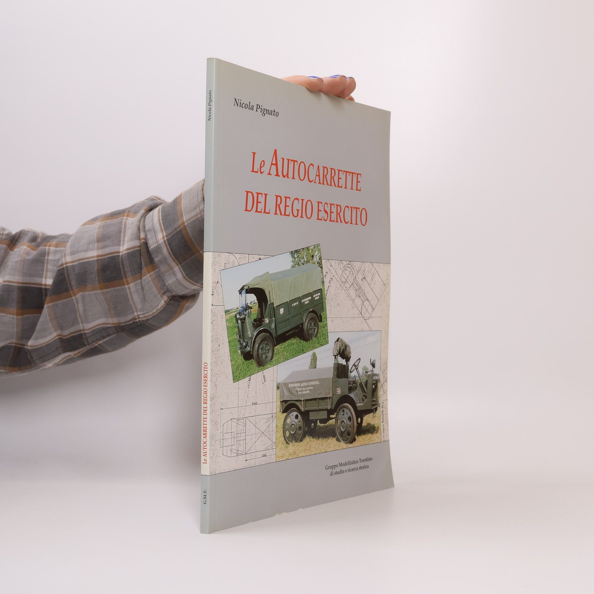 Nicola Pignato Le autocarrette del Regio esercito